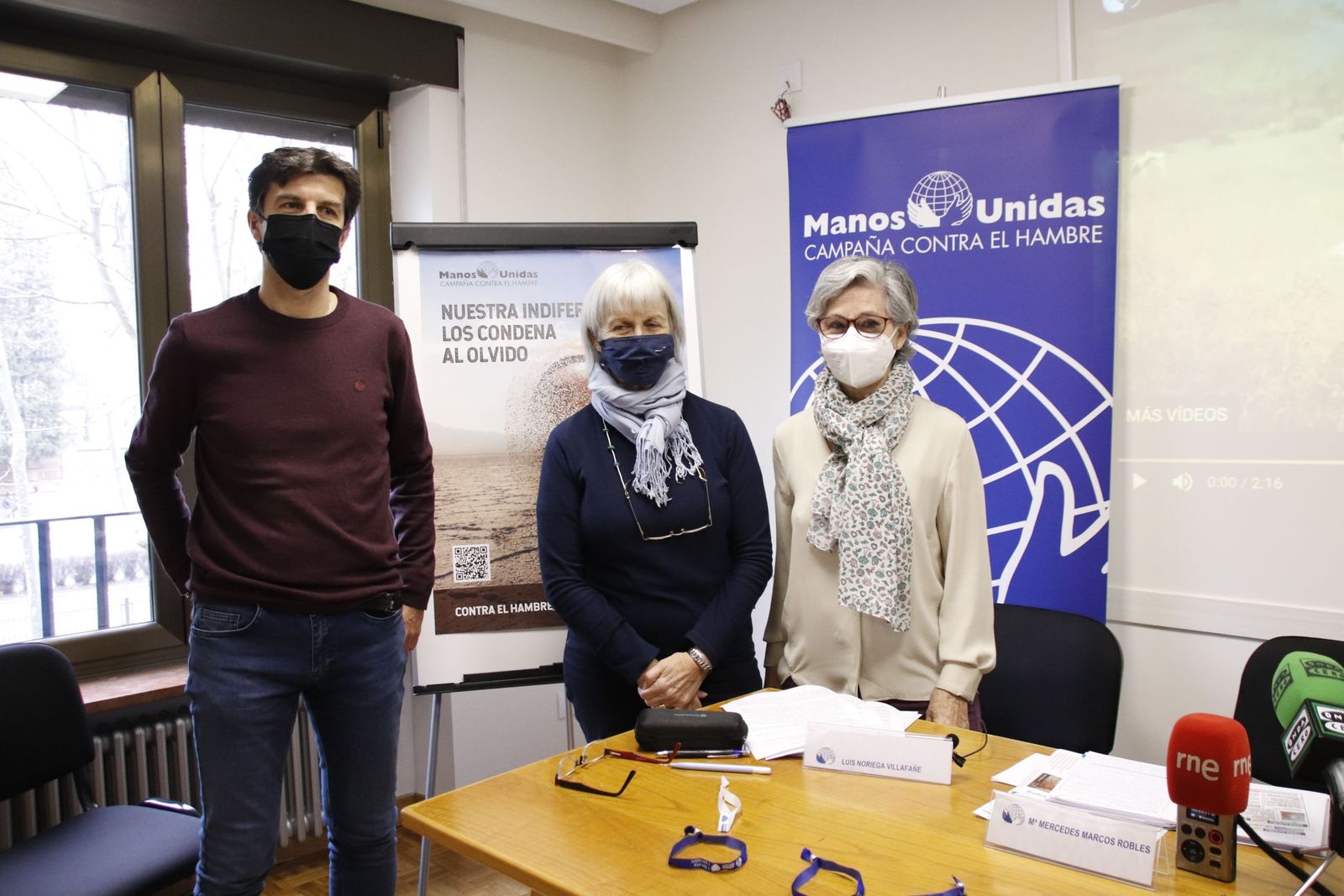 Presentación de la 63ª campaña de Manos Unidas. Luis Noriega Villafañe, Mercedes Marcos Robles y Esperanza Rivas Gonzalo
