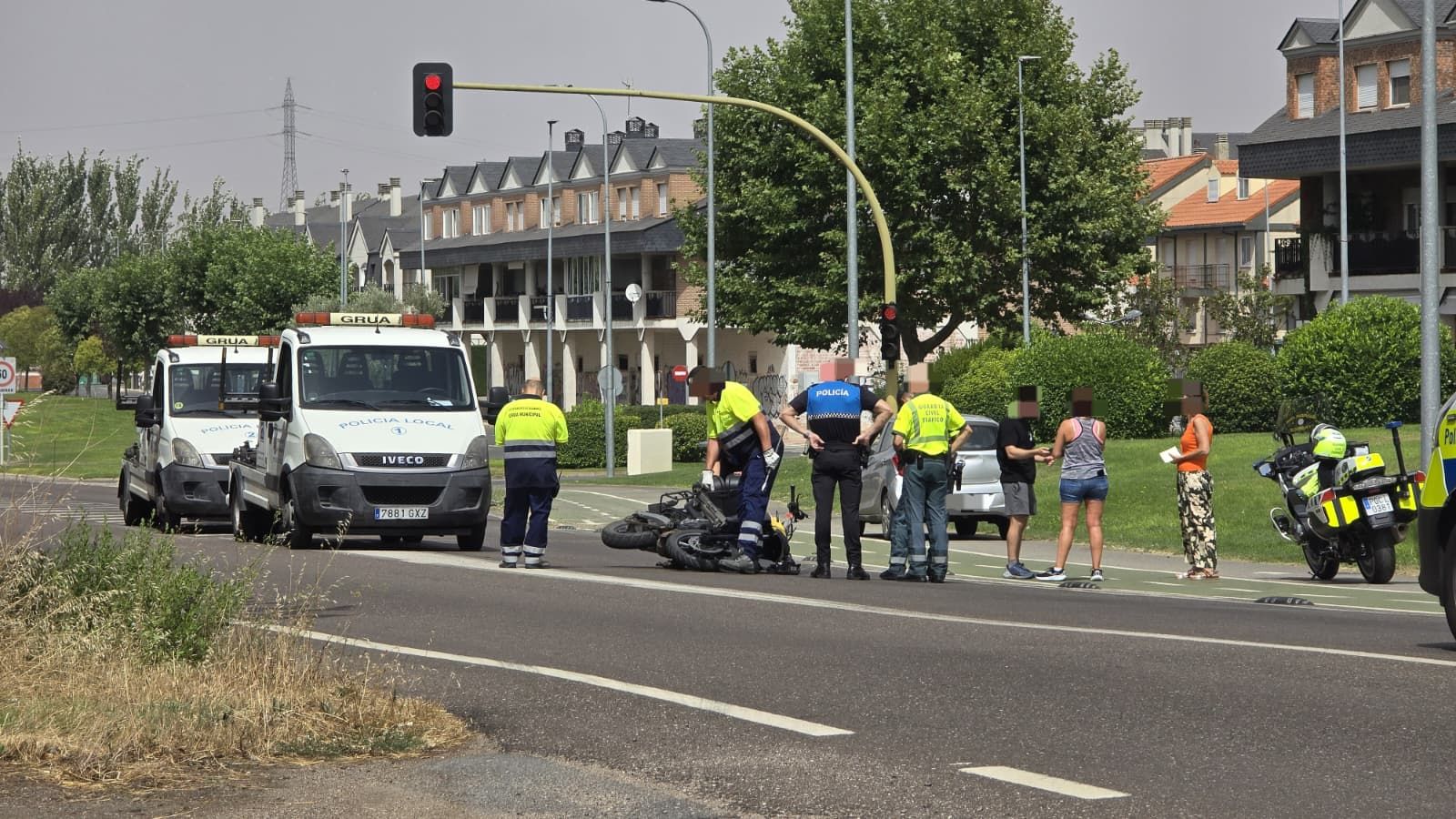Colisión entre una moto y un turismo en Las Bizarricas