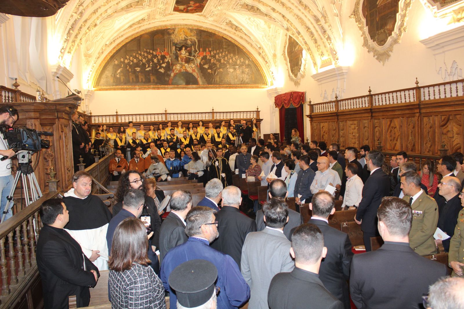 investidura-como-doctor-honoris-causa-de-la-universidad-pontific-29