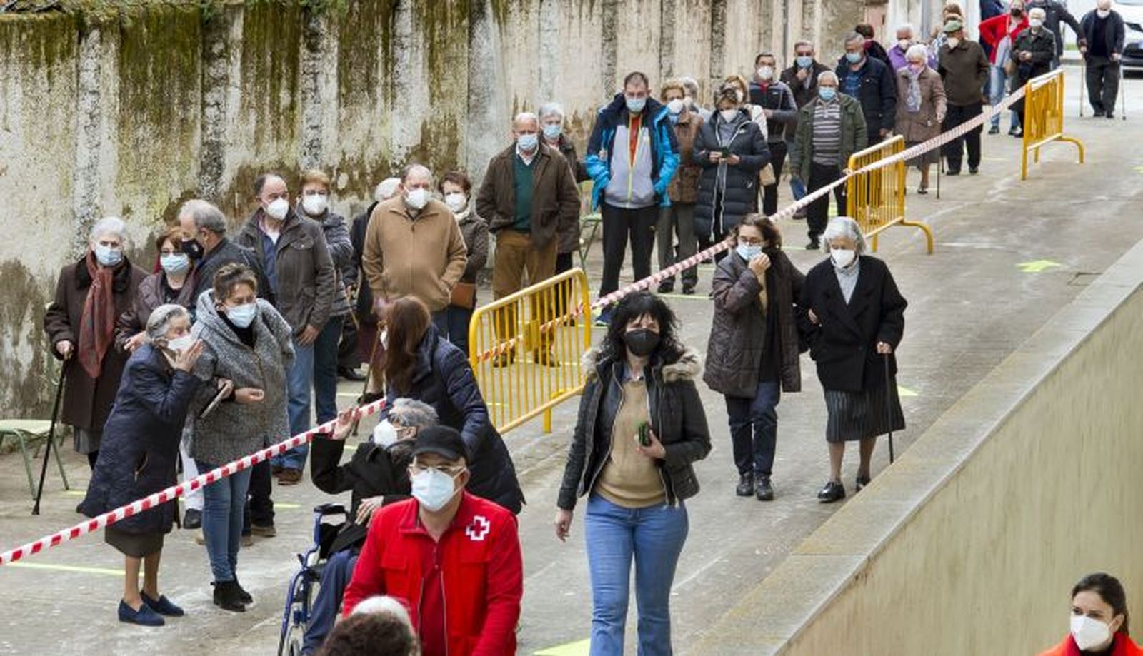 Vacunación a mayores de 90 en Ciudad Rodrigo. Vicente /ICAL
