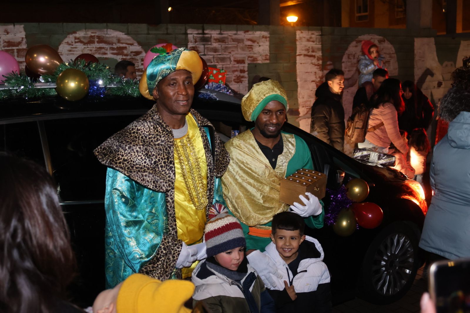 Pasacalles navideño en el barrio de El Zurguén