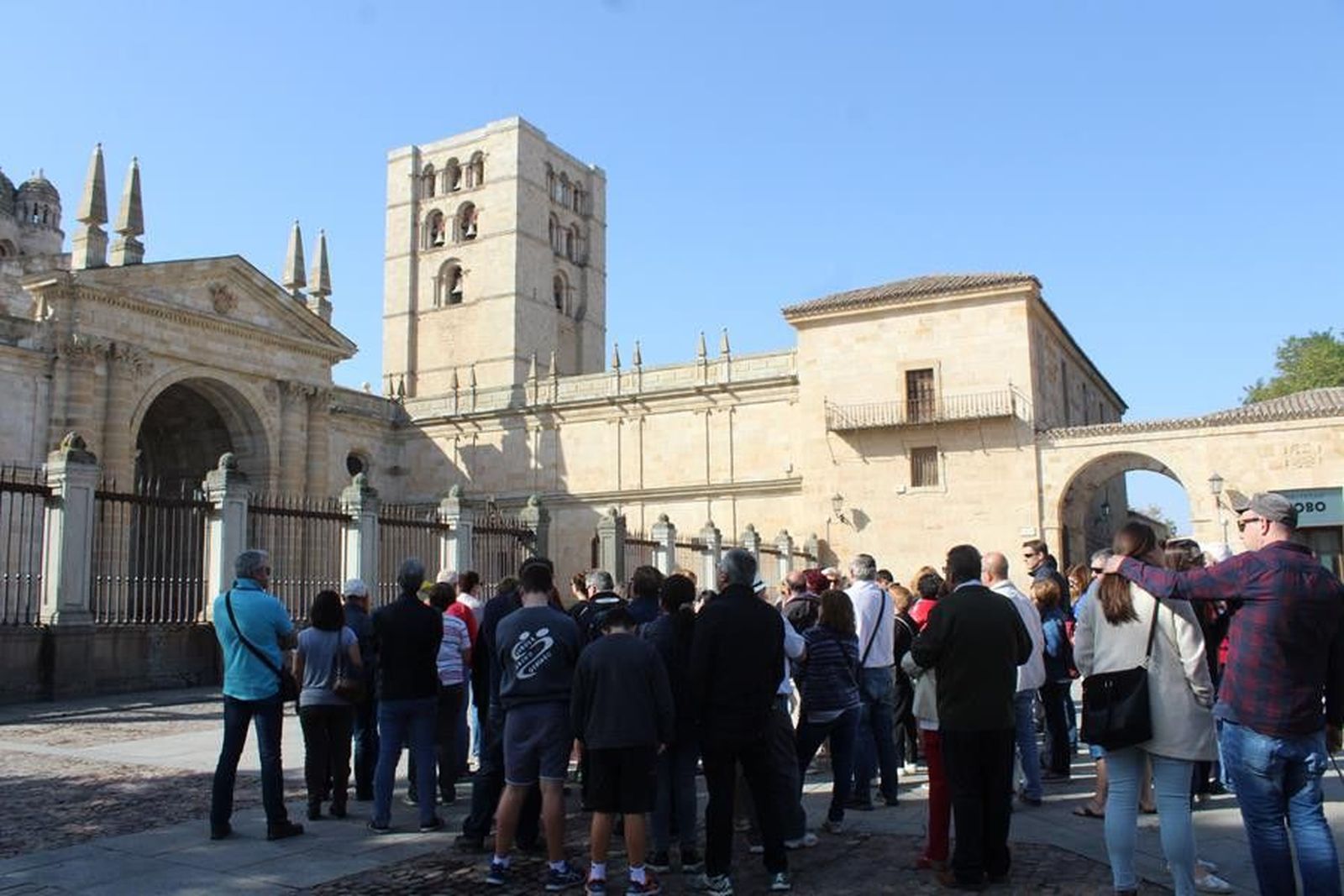 Turistas en Zamora Turistas en Zamora