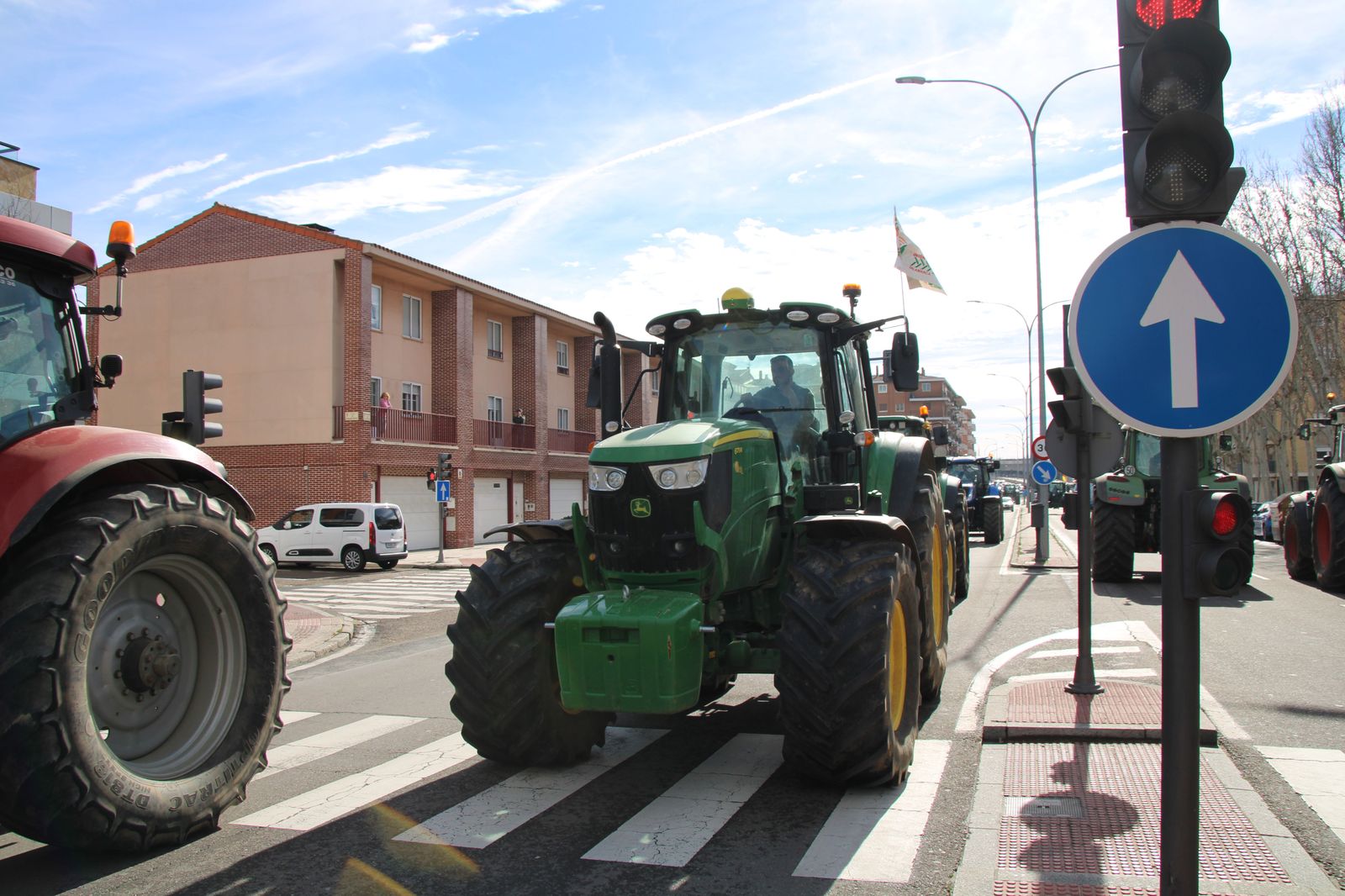 concentracion-profesionales-del-campo-en-el-carrefour-51