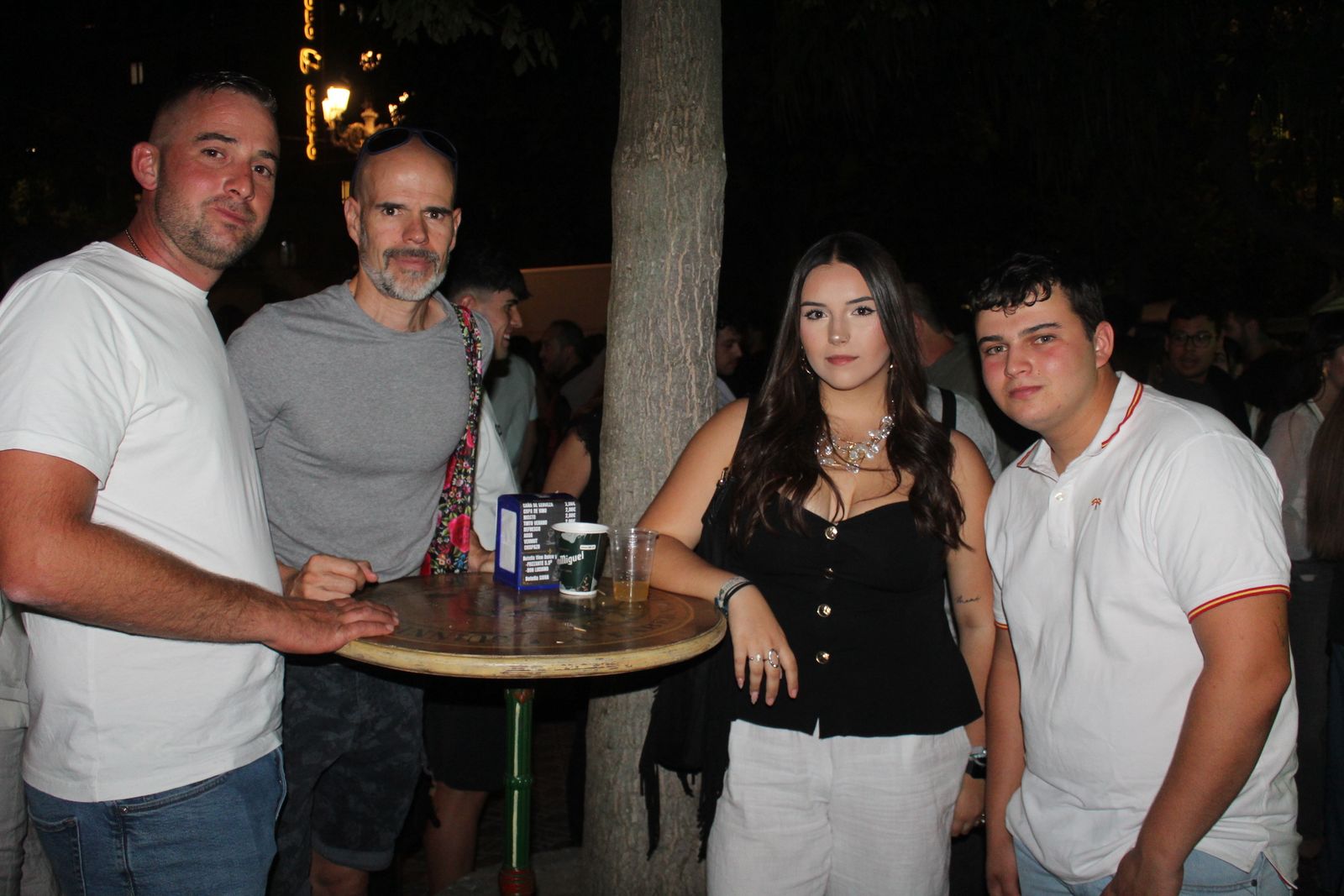 Ambiente en la Feria de Día en la tarde de este sábado