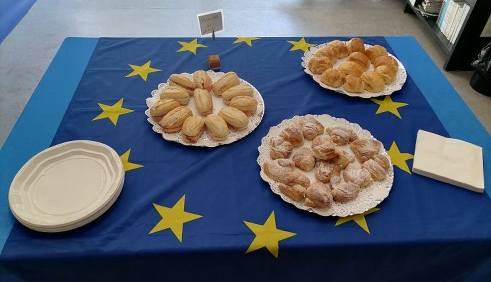 El Centro Europe Direct Salamanca organiza un animado desayuno europeo (1)