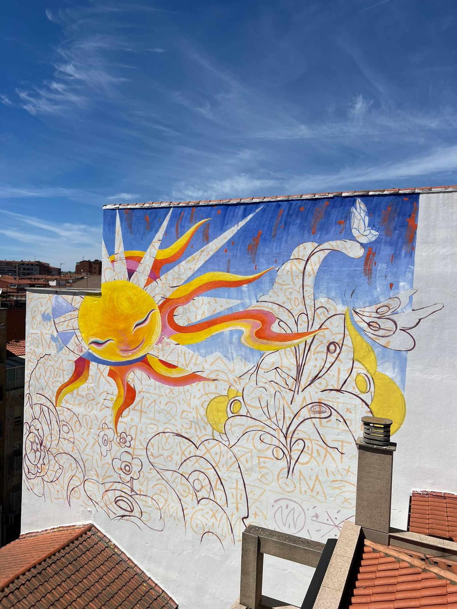 Mural de Murfin, artista invitado a la XVI edición de la Galería Urbana del Barrio del Oeste