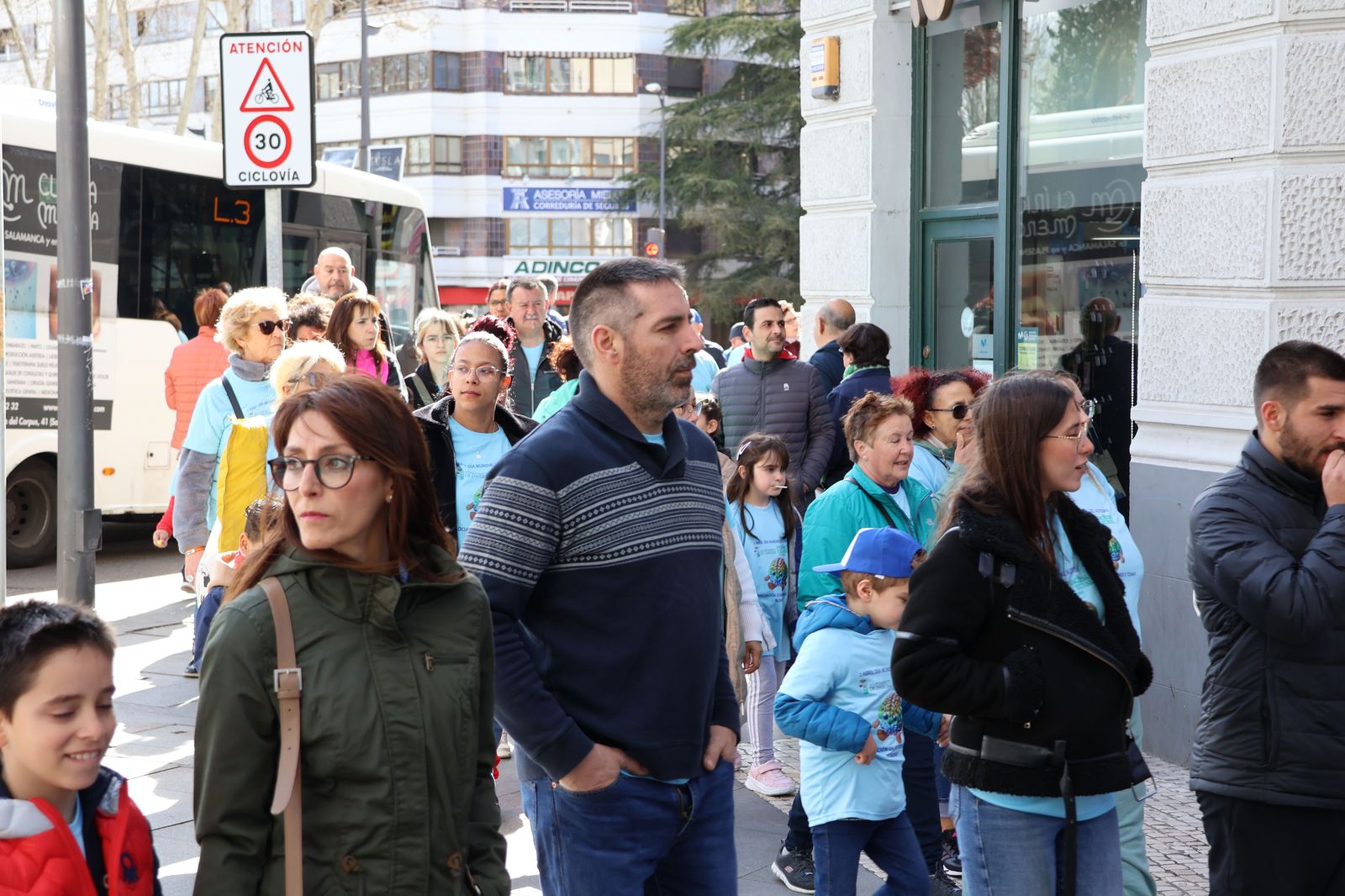 paseo-solidario-por-el-dia-mundial-del-autismo-en-zamora-31
