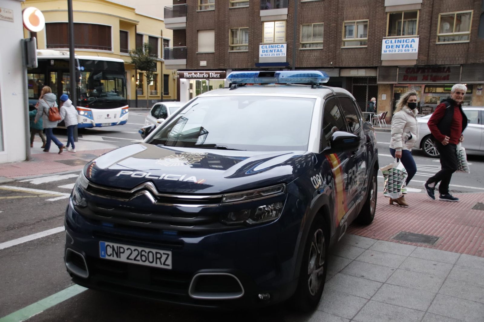 Imagen de archivo de un coche de la Policía Nacional Imagen de archivo de un coche de la Policía Nacional
