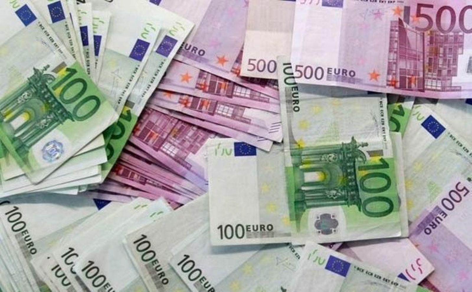 Adhesión al Fondo de Facilidad Financiera para acceder a un préstamo de 2.003,6 millones a tipo cero