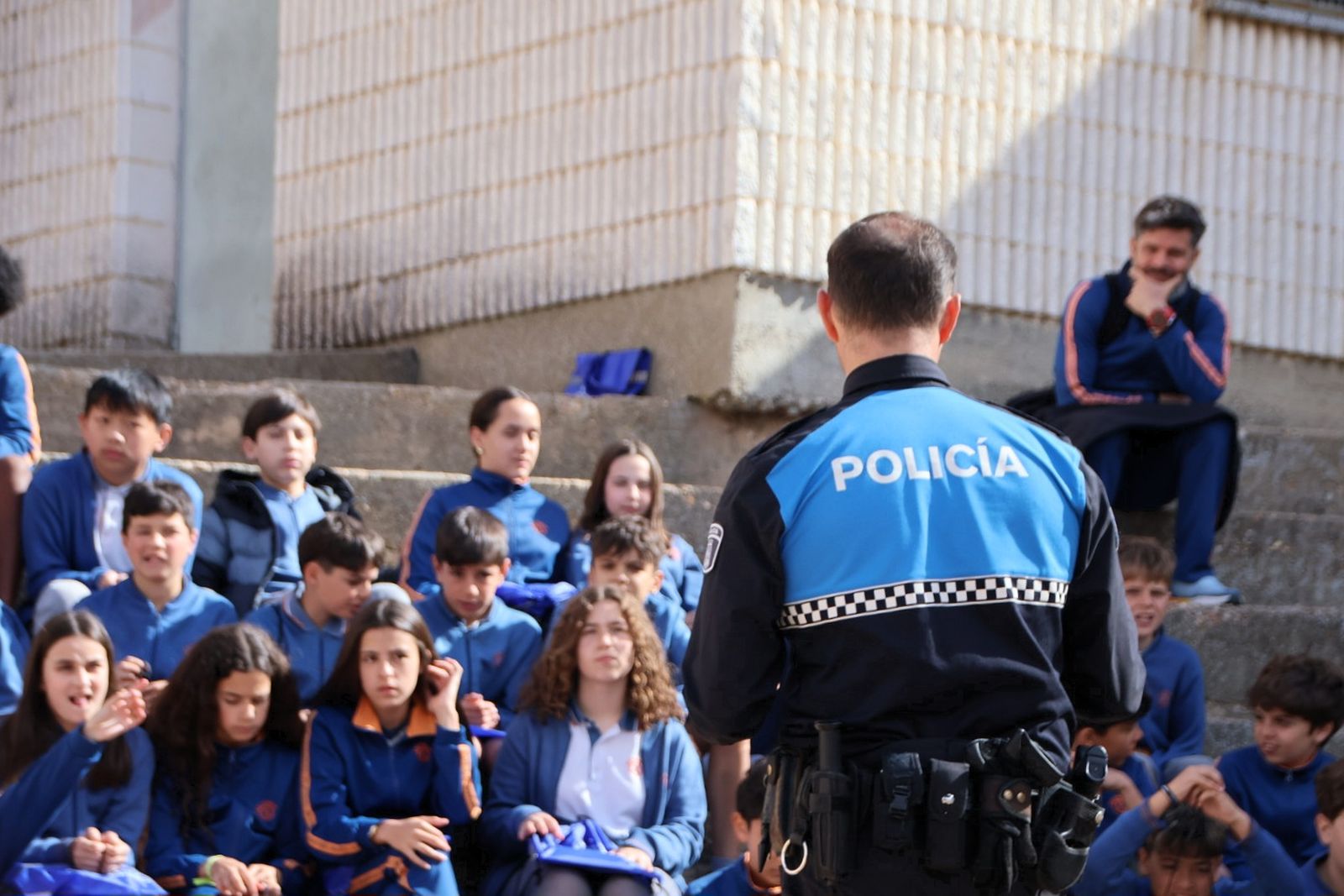 Reportaje perros Policía Local "semillas de conciencia"
