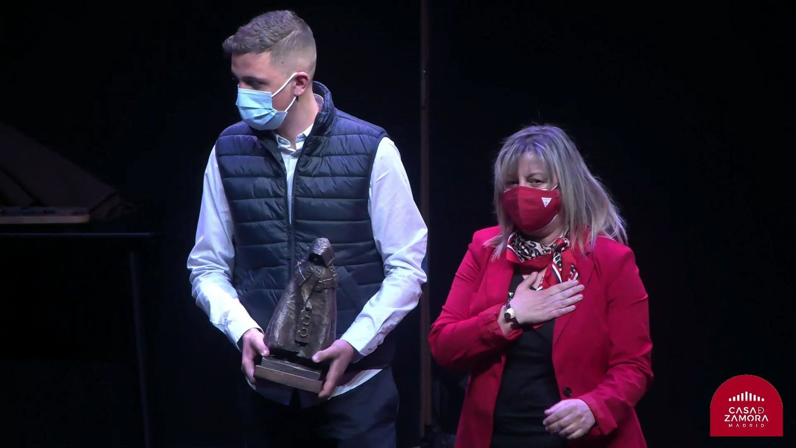 Juan y Reyes reciben el Banzo de Oro