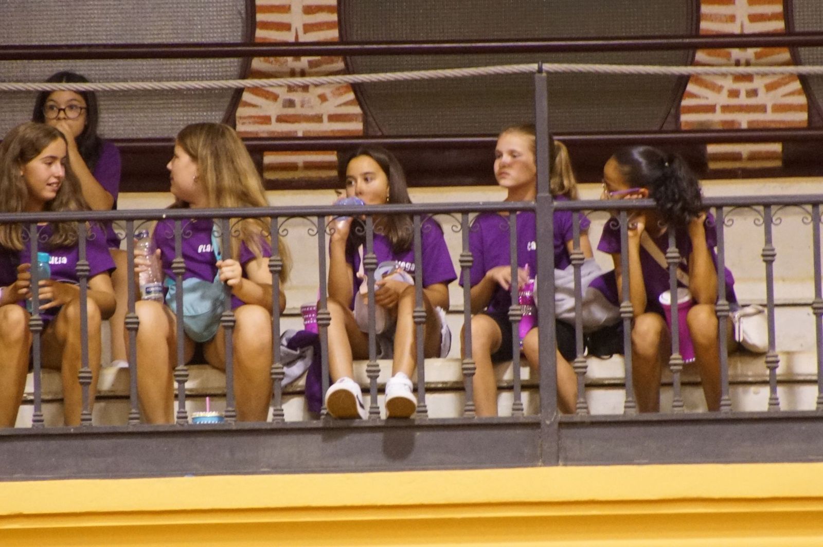 Multitudinario encierro nocturno en Alba de Tormes