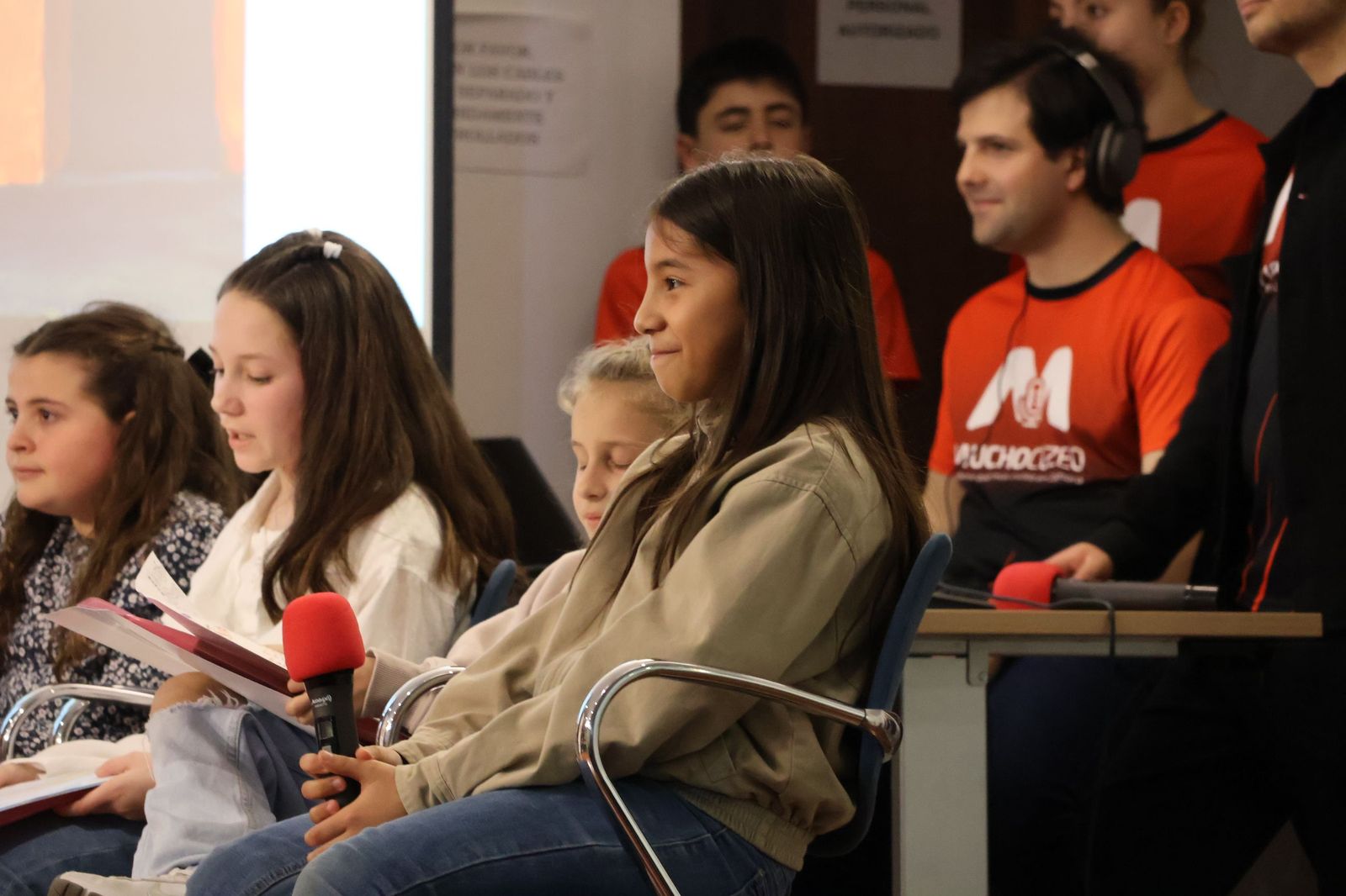 GALERÍA | La Asociación Luz Penitente reparte los premios del VIII Concurso de Dibujo Infantil