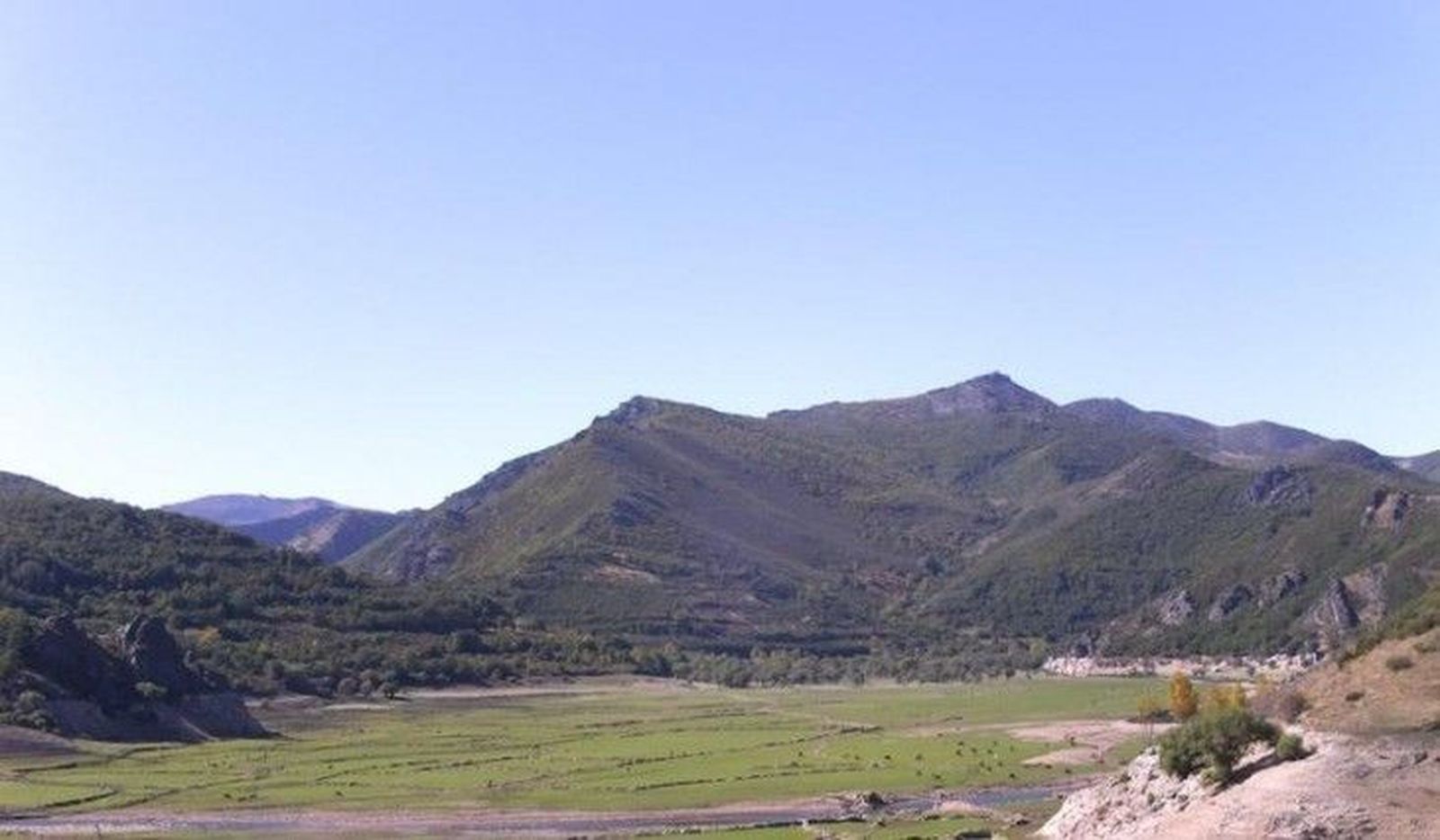 Inaugurada la Casa del Parque de Babia y Luna, la 'puerta' al futuro espacio natural