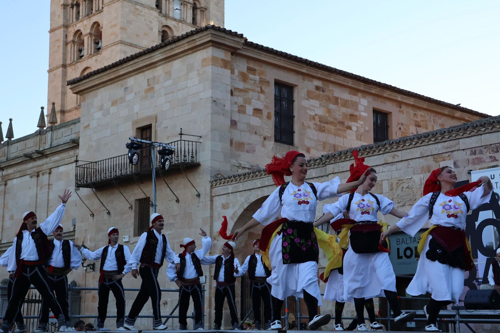clausura-del-festival-internacional-de-folklore-de-zamora-23