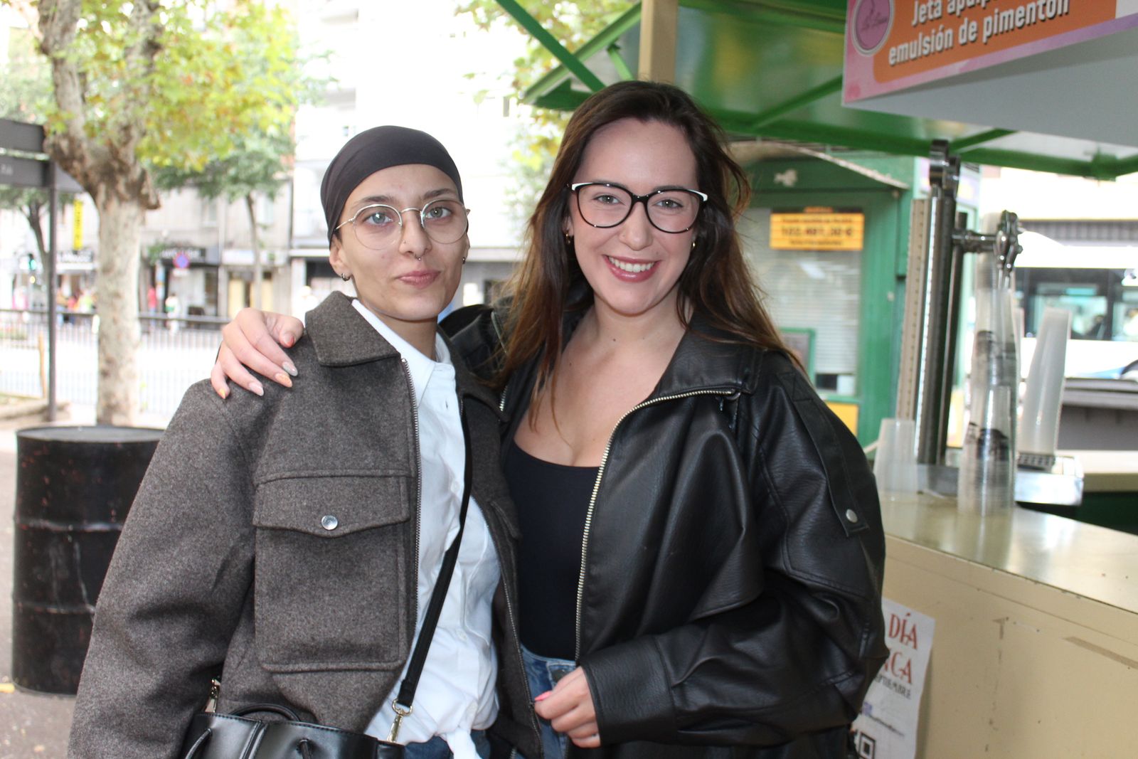 Ambiente en la Feria de Día en el mediodía de este miercoles