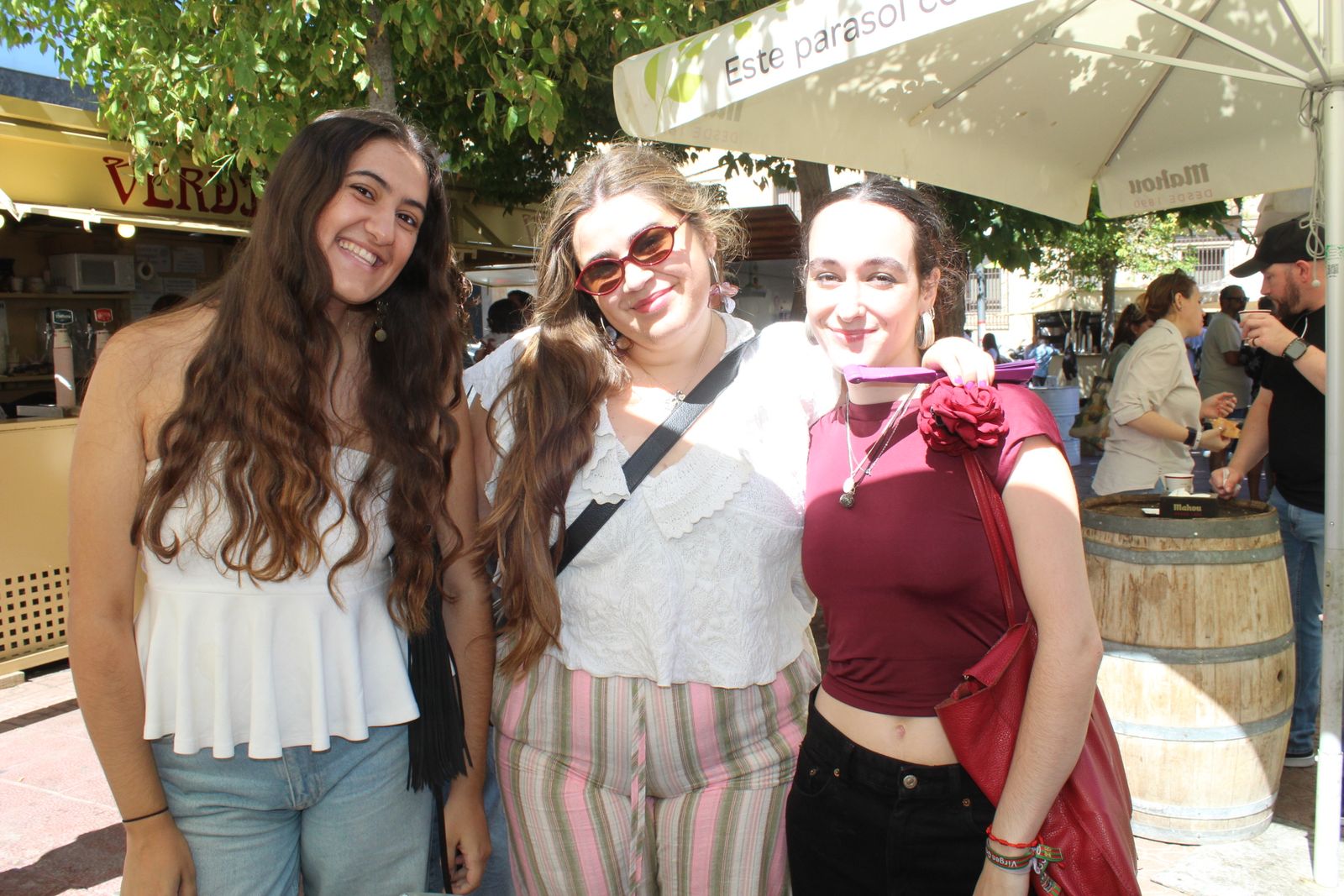 Ambiente en la Feria de Día en el mediodía de este jueves