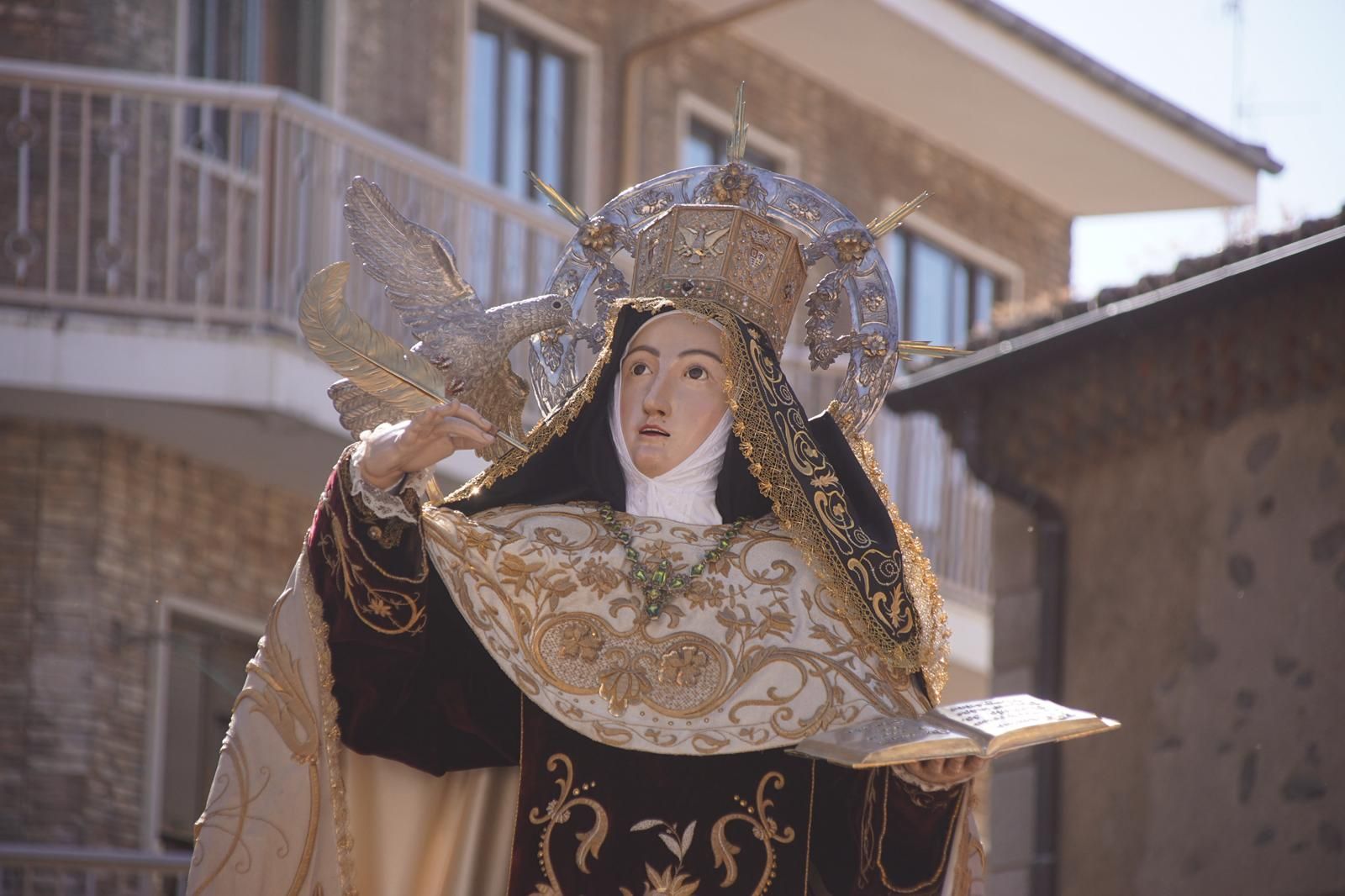 Salida procesión Santa Teresa en Alba de Tormes  (31).jpeg