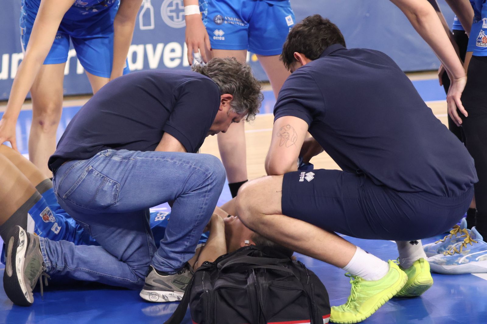 Perfumerías Avenida - CB Jairis