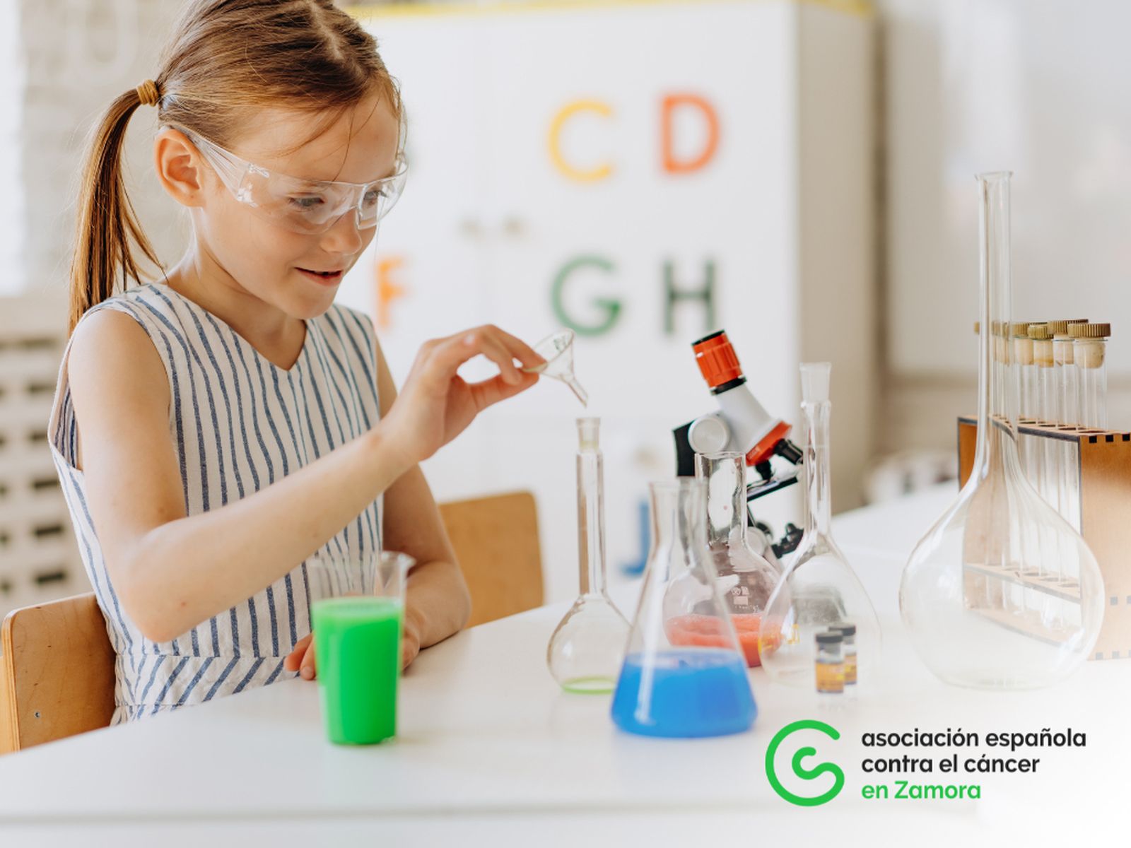 “Voluntariado contra el cáncer en colegios aprender enseñando, enseñar compartiendo”