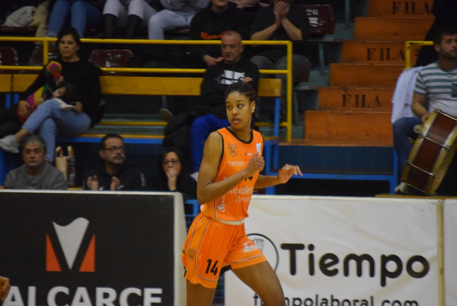 cd-zamarat-picken-claret-5