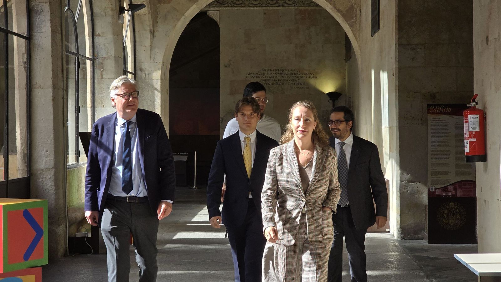 ASELUS entrega distinción al eurodiputado Antonio López-Istúriz White