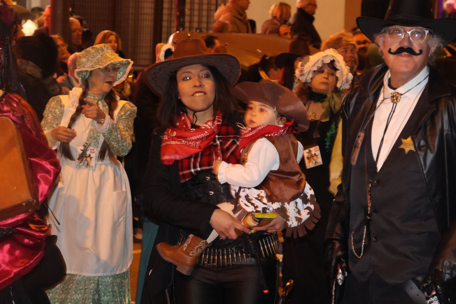 GALERÍA | Disfruta de las imágenes del colorido desfile de Carnaval en Zamora