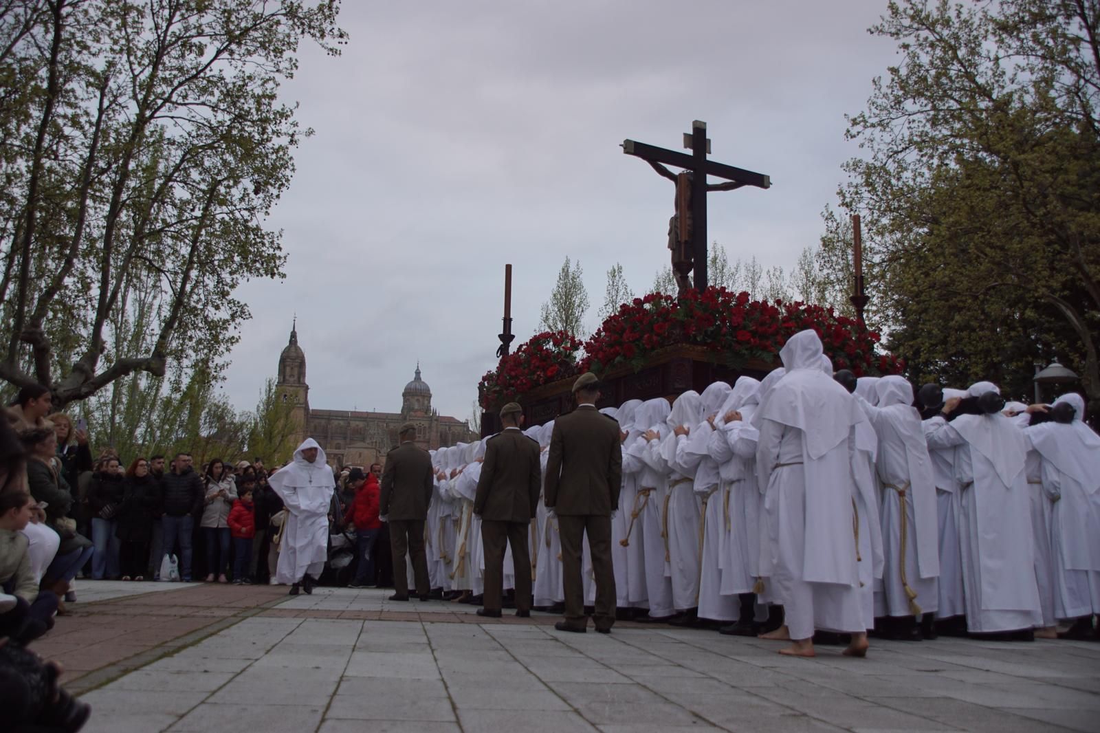 Procesión de la Hermandad del Cristo del Amor y de la Paz. Foto: Juanes 