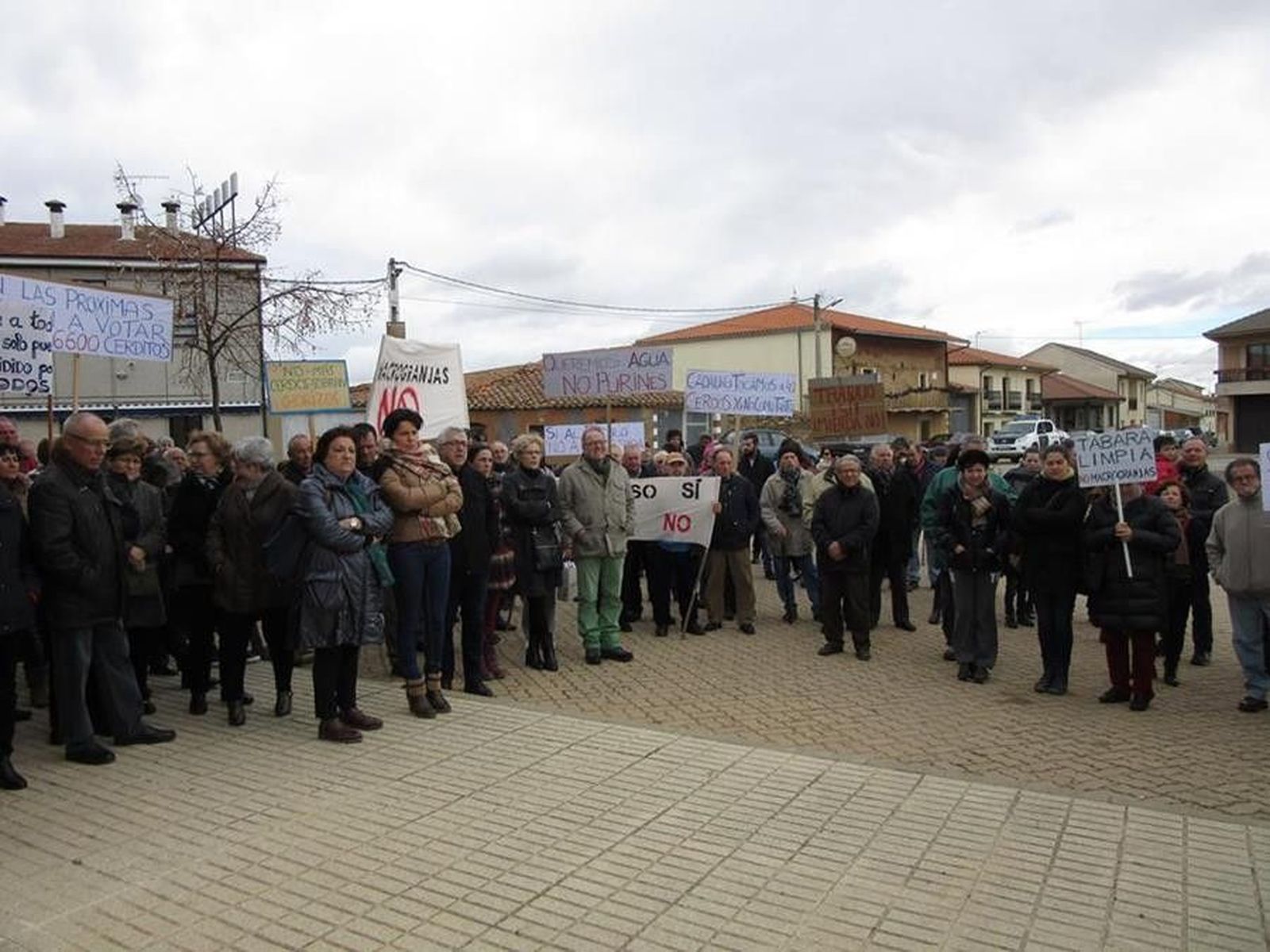 Macrogranjas Manifestación PozuelodeTabara
