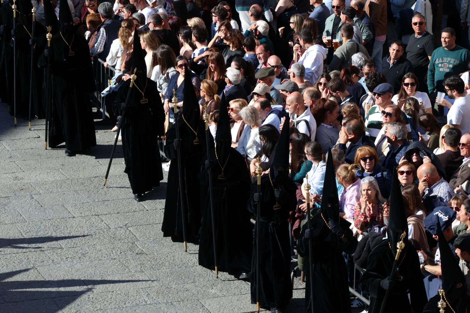 GALERÍA | Revive en imágenes la procesión del Santo Entierro