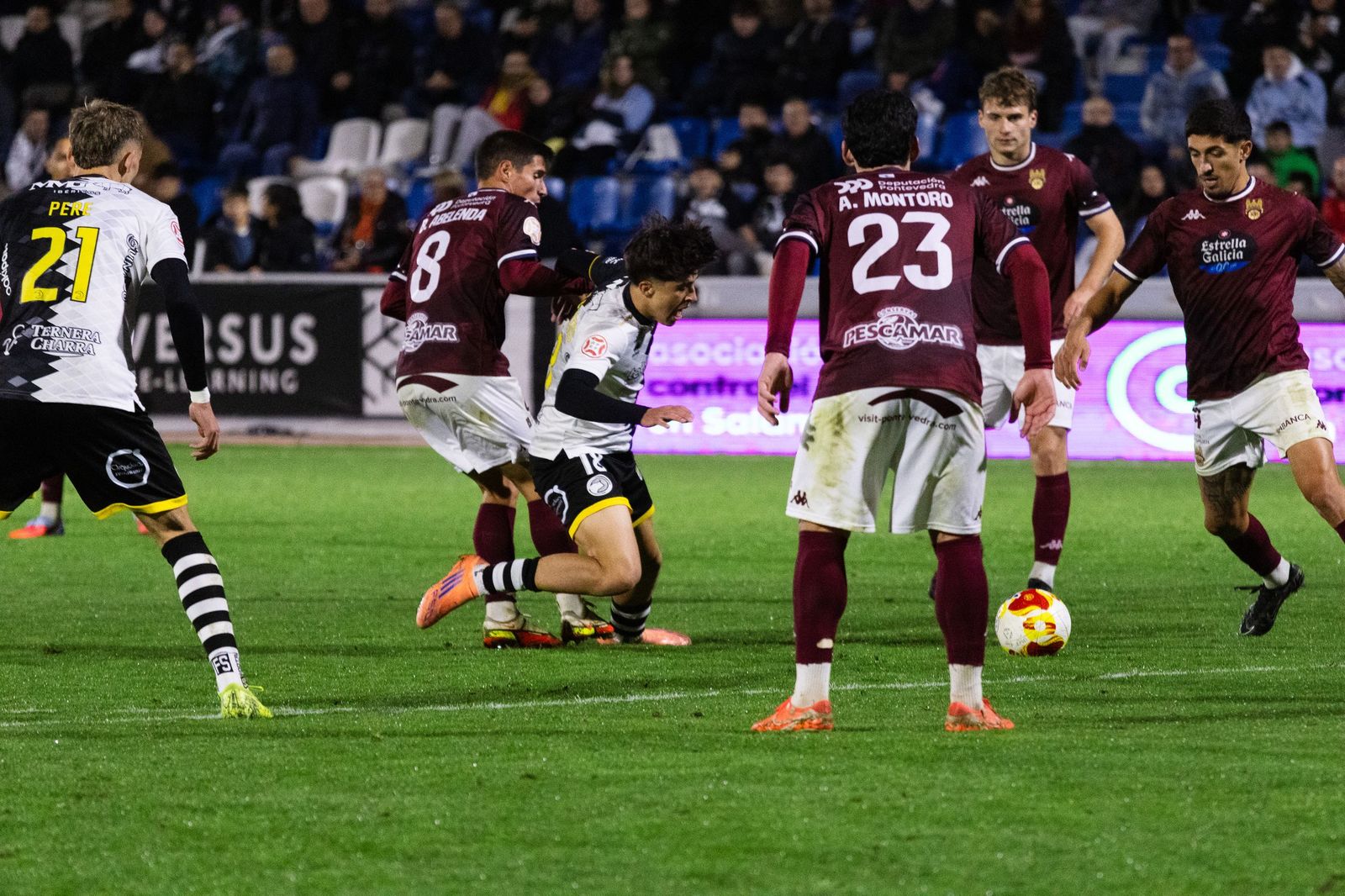 Partido entre Unionistas y Pontevedra en el Reina Sofía