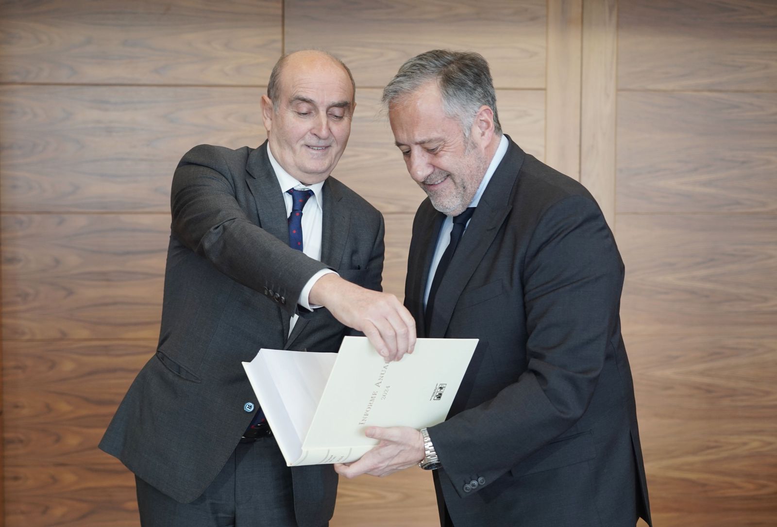 Las instituciones estiman el 88,79% de las resoluciones del Procurador del Común en el año 2024