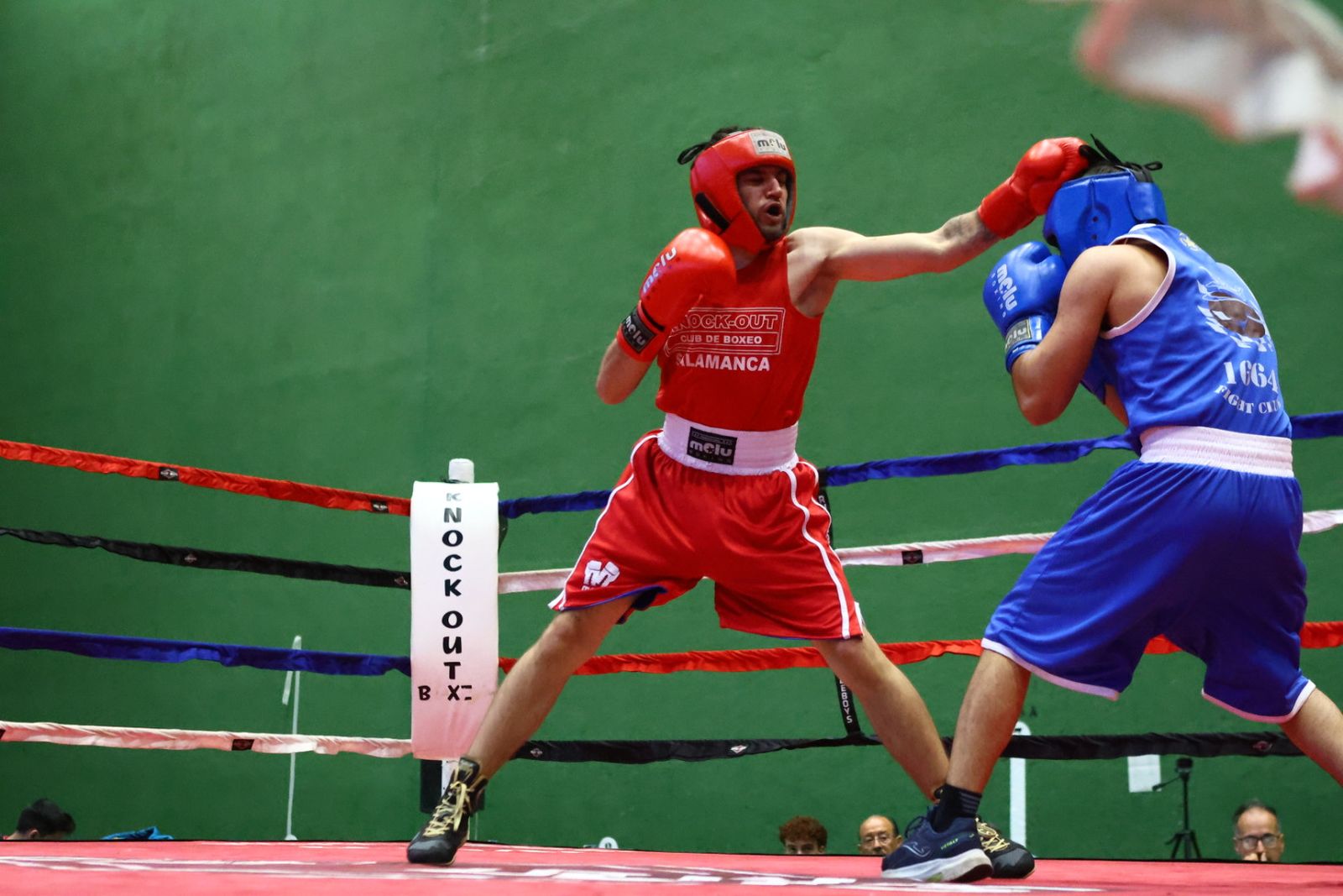 Velada de Boxeo en el Pabellón de San José