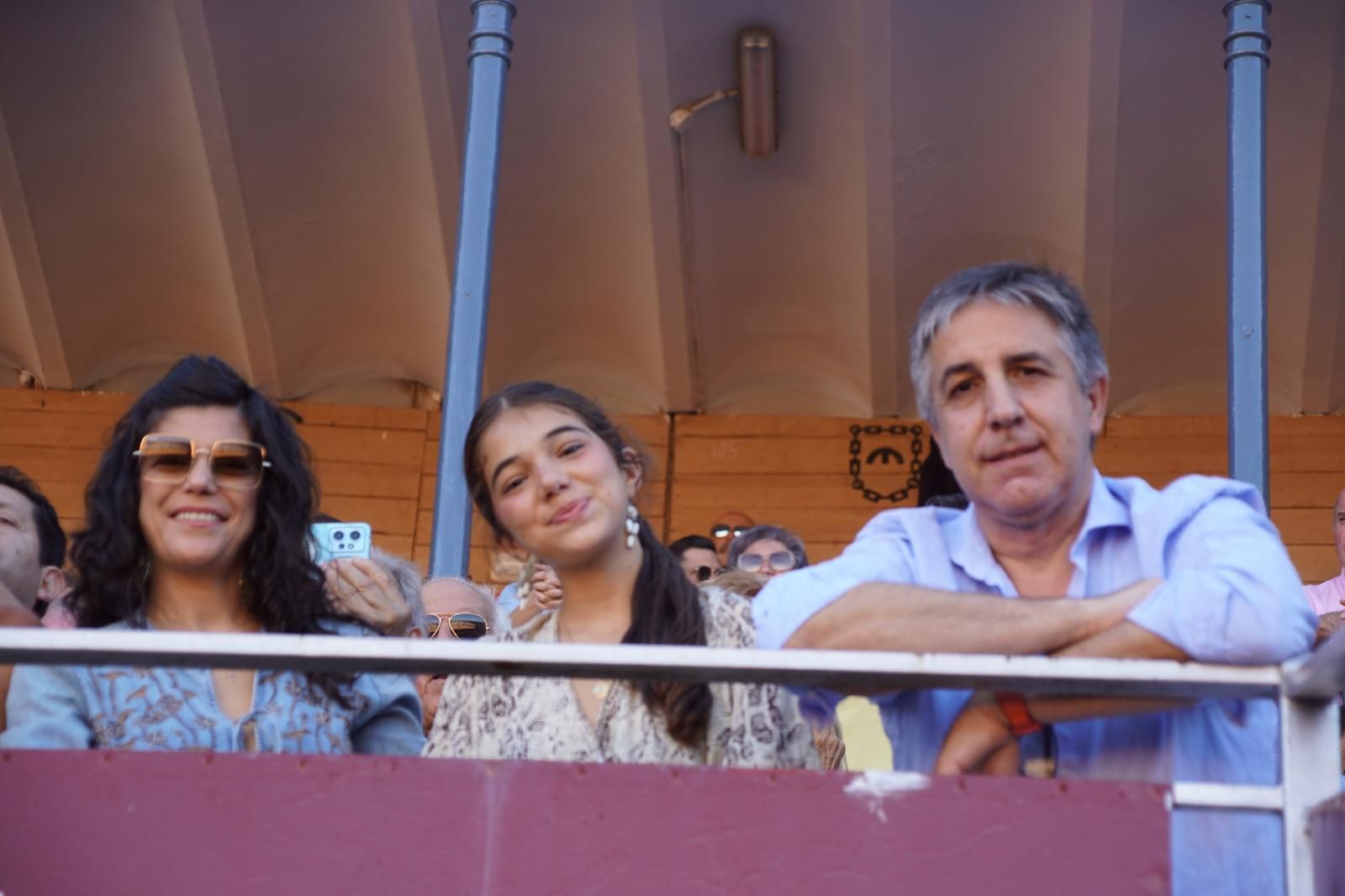 Así ha vivido la afición de La Glorieta el primer cartel de figuras de la feria: imágenes del ambiente en los tendidos y en el patio de cuadrillas