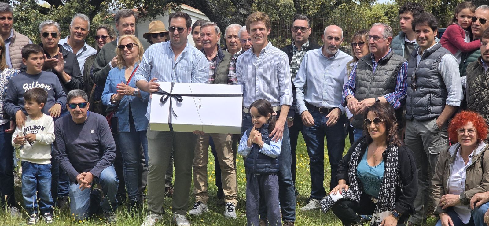 Borja Jiménez invita a la Asociación Taurina de Guijuelo a la corrida de toros en Córdoba