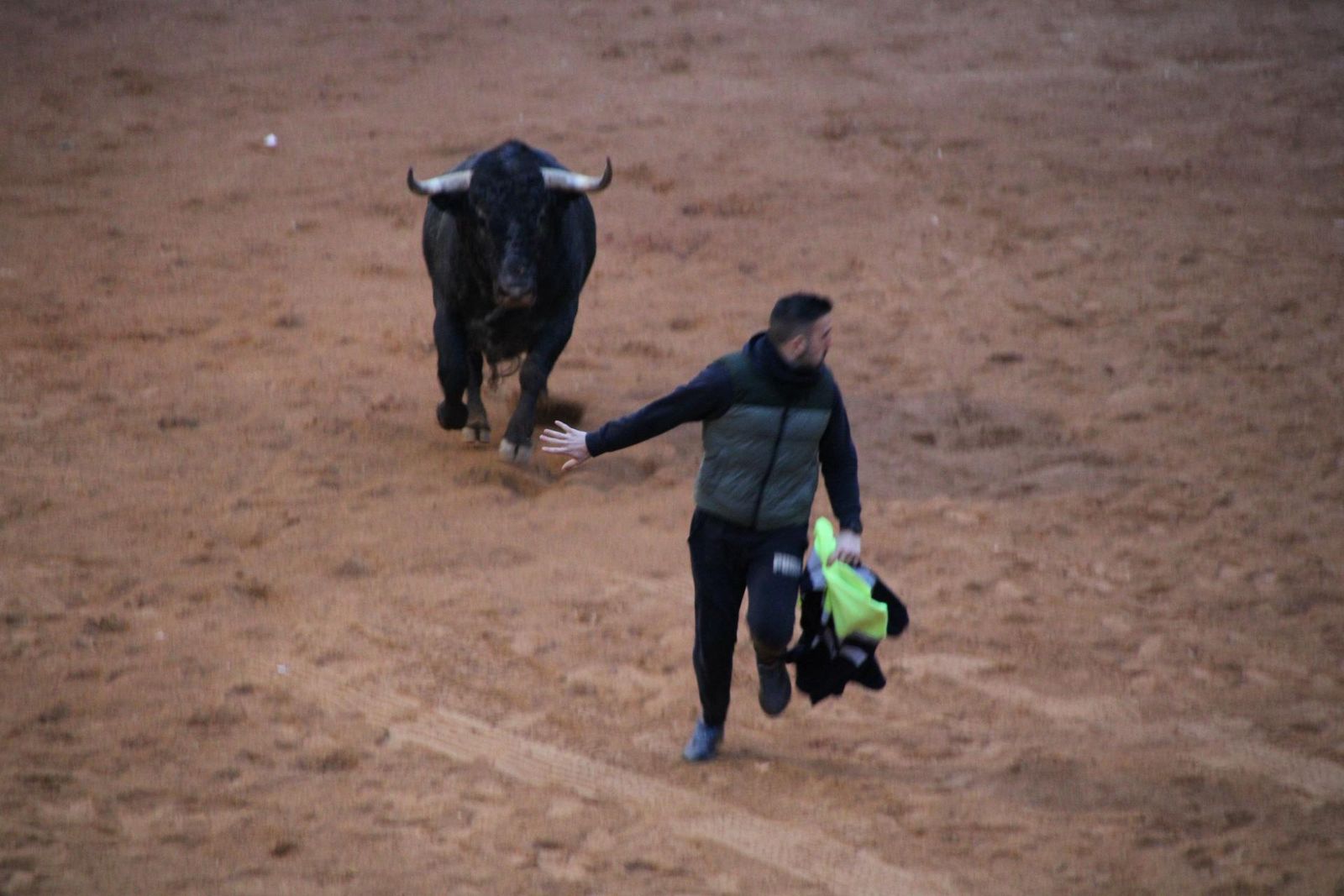 whatsapp-image-2025-03-02-at-19-32-38