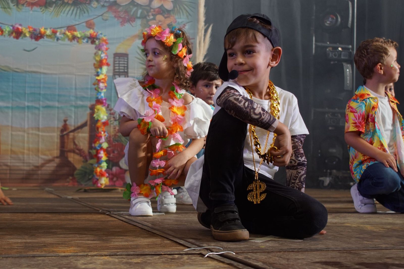 Emoción y creatividad en la primera cita del Play Back infantil en Alba de Tormes