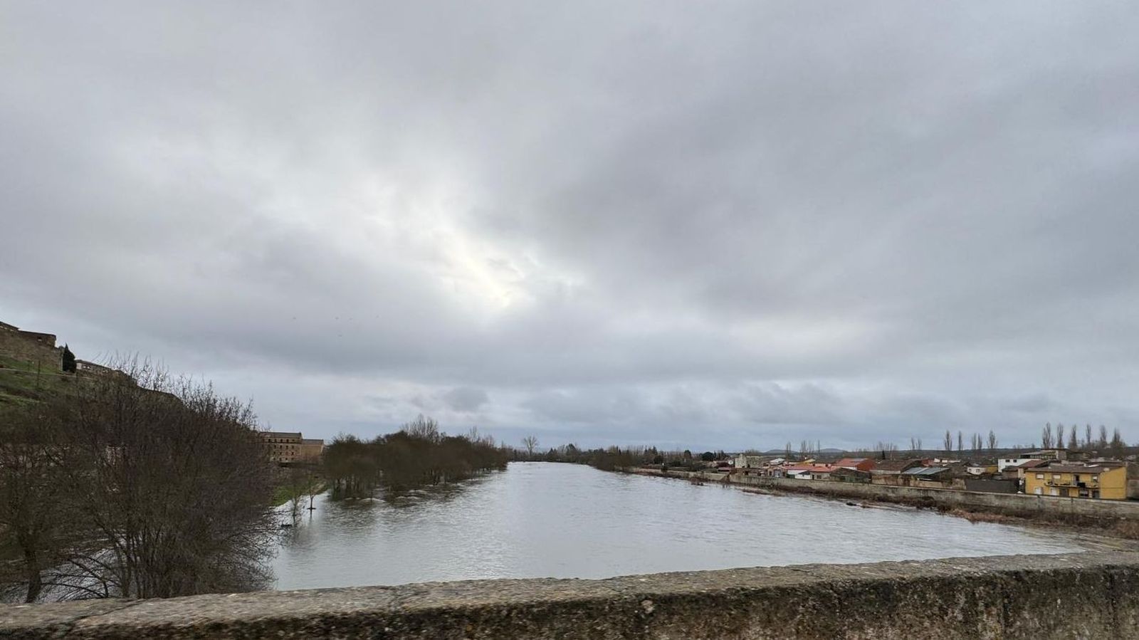 El río Águeda a su paso por Ciudad Rodrigo, crecidas y desbordamientos febrero 2026