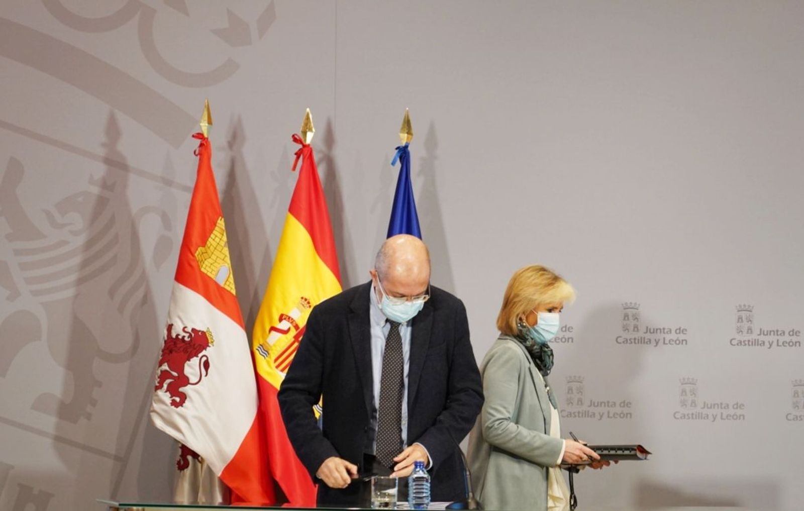 Francisco Igea y Verónica Casado, al mediodía de este jueves, 11 de febrero. | FOTO: ICAL