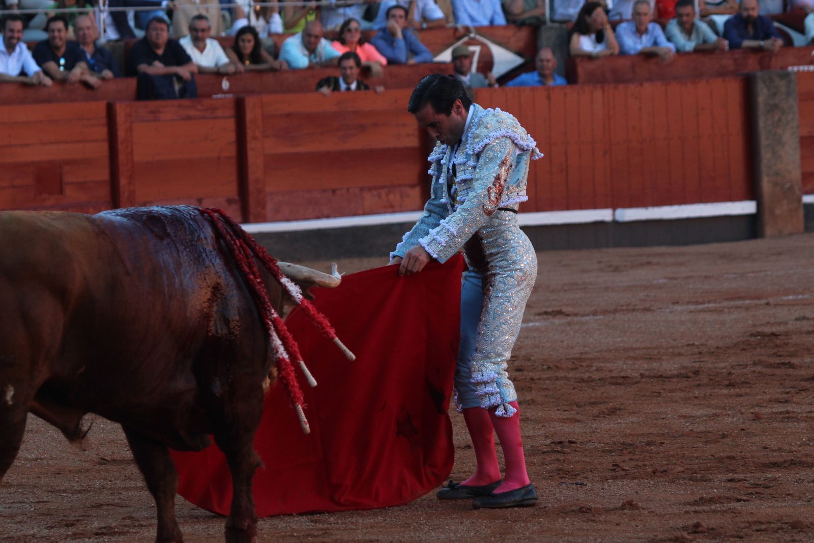 Emilio de Justo, Juan Ortega y Roca Rey inauguran el cartel de figuras en la feria de Salamanca: la corrida de Garcigrande en imágenes
