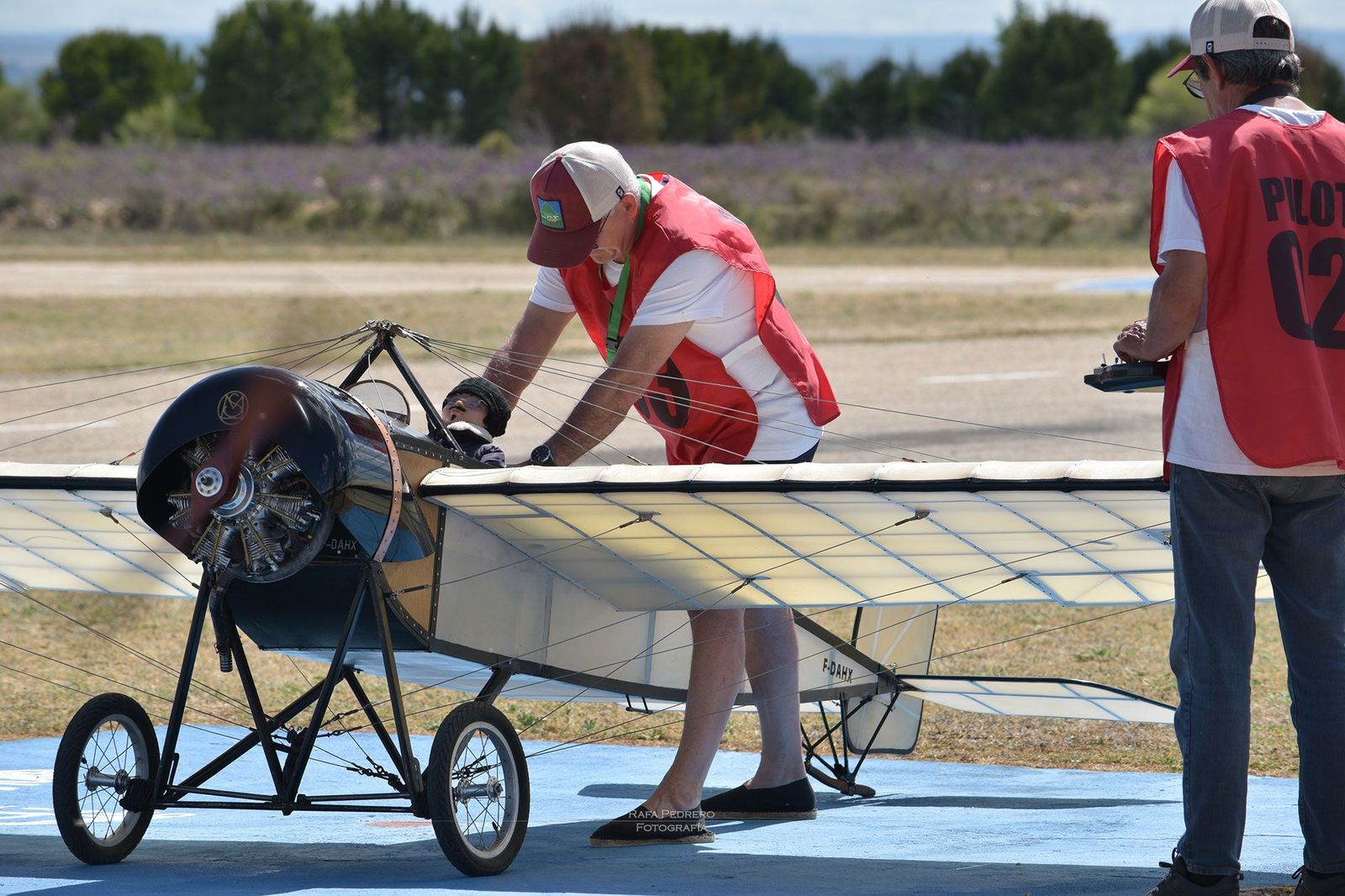 el-aeromodelismo-toma-el-cielo-zamorano-foto-rafa-pedrero-12