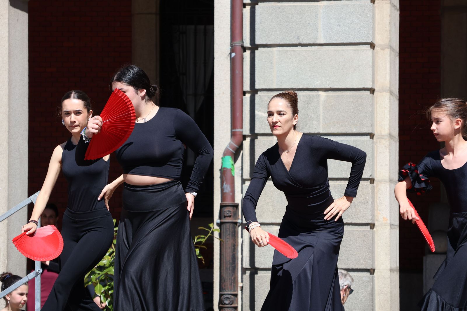 dia-internacional-de-la-danza-2025-en-la-plaza-mayor-37