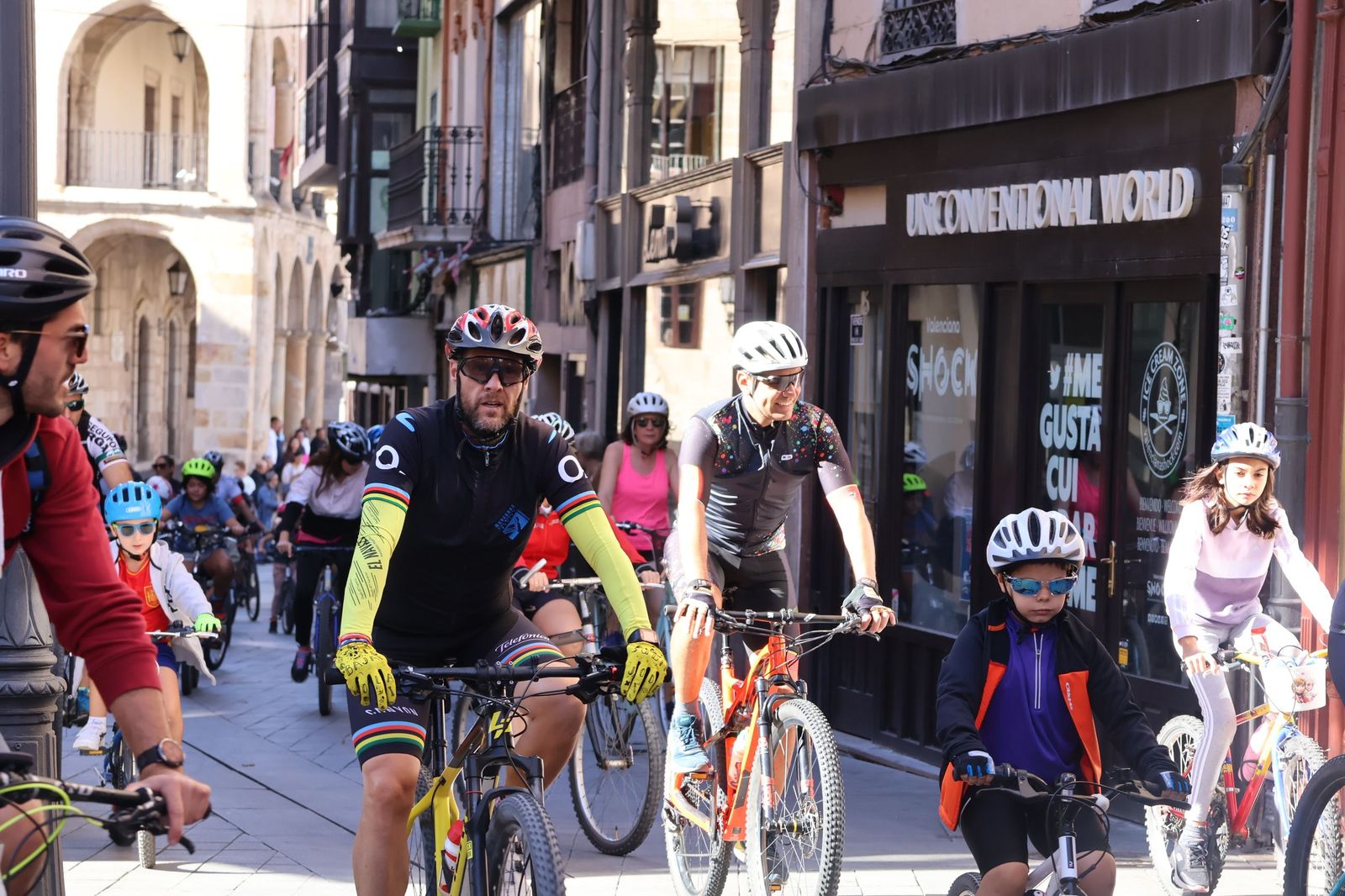 Zamora se sube a las dos ruedas por el Día de la Bici