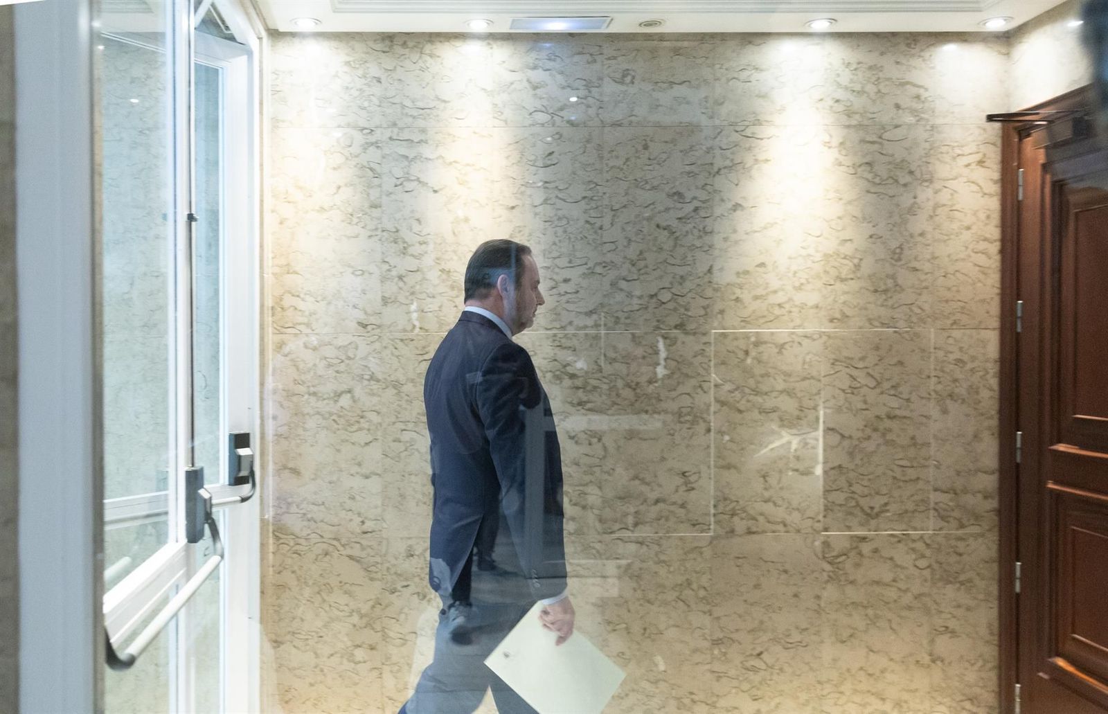 El exministro de Transportes y diputado del PSOE, José Luis Ábalos, a su salida en el Congreso de los Diputados, a 27 de febrero de 2024, en Madrid (España). - Eduardo Parra - Europa Press