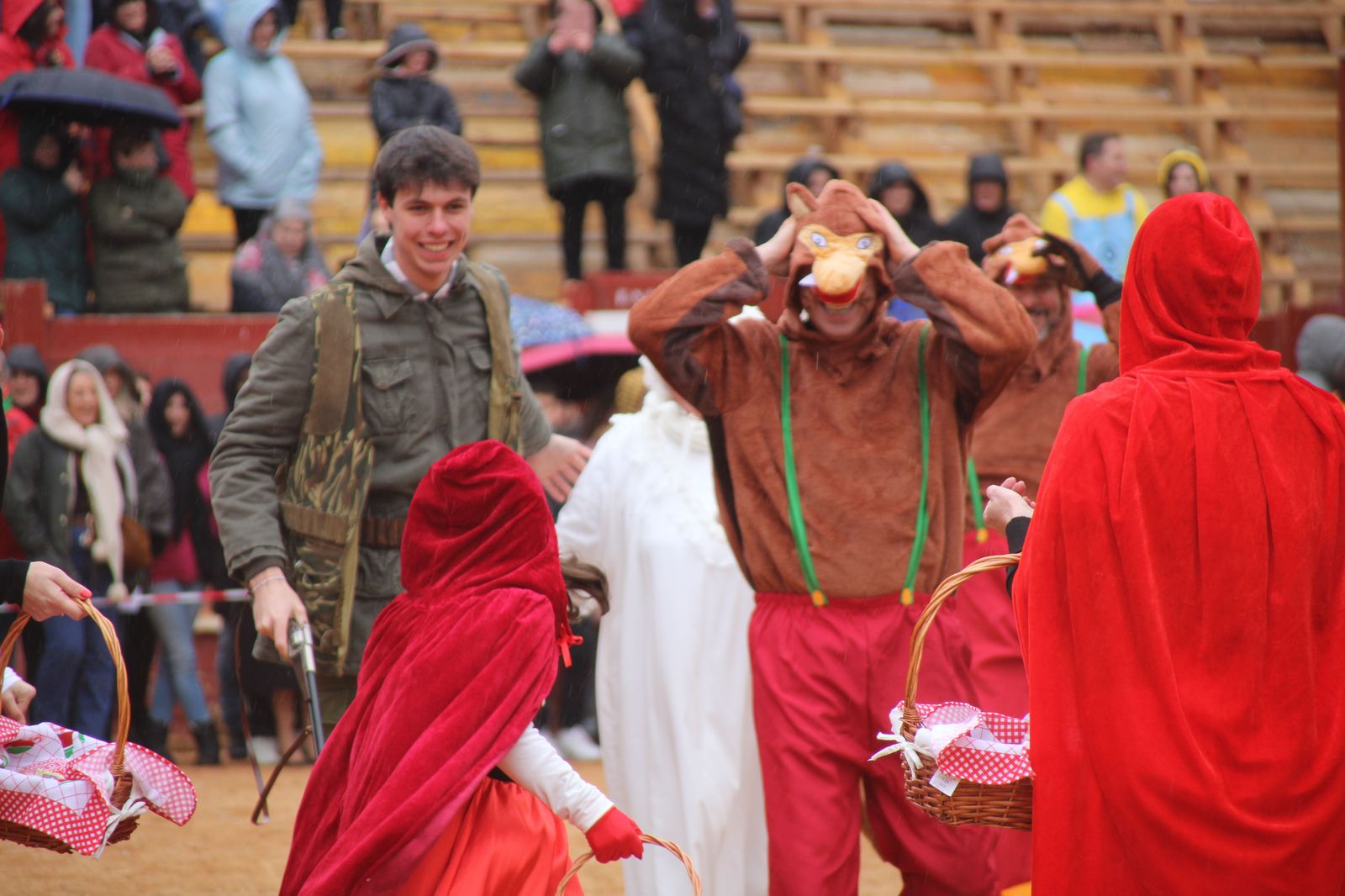 desfile-disfraz-callejero-sabado-carnaval-ciudad-rodrigo-2025-76