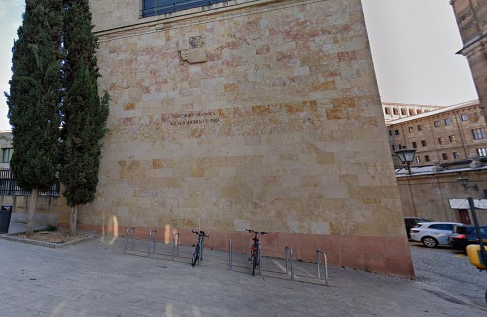 Facultad de Geografía e Historia en Salamanca. Foto Googlemaps