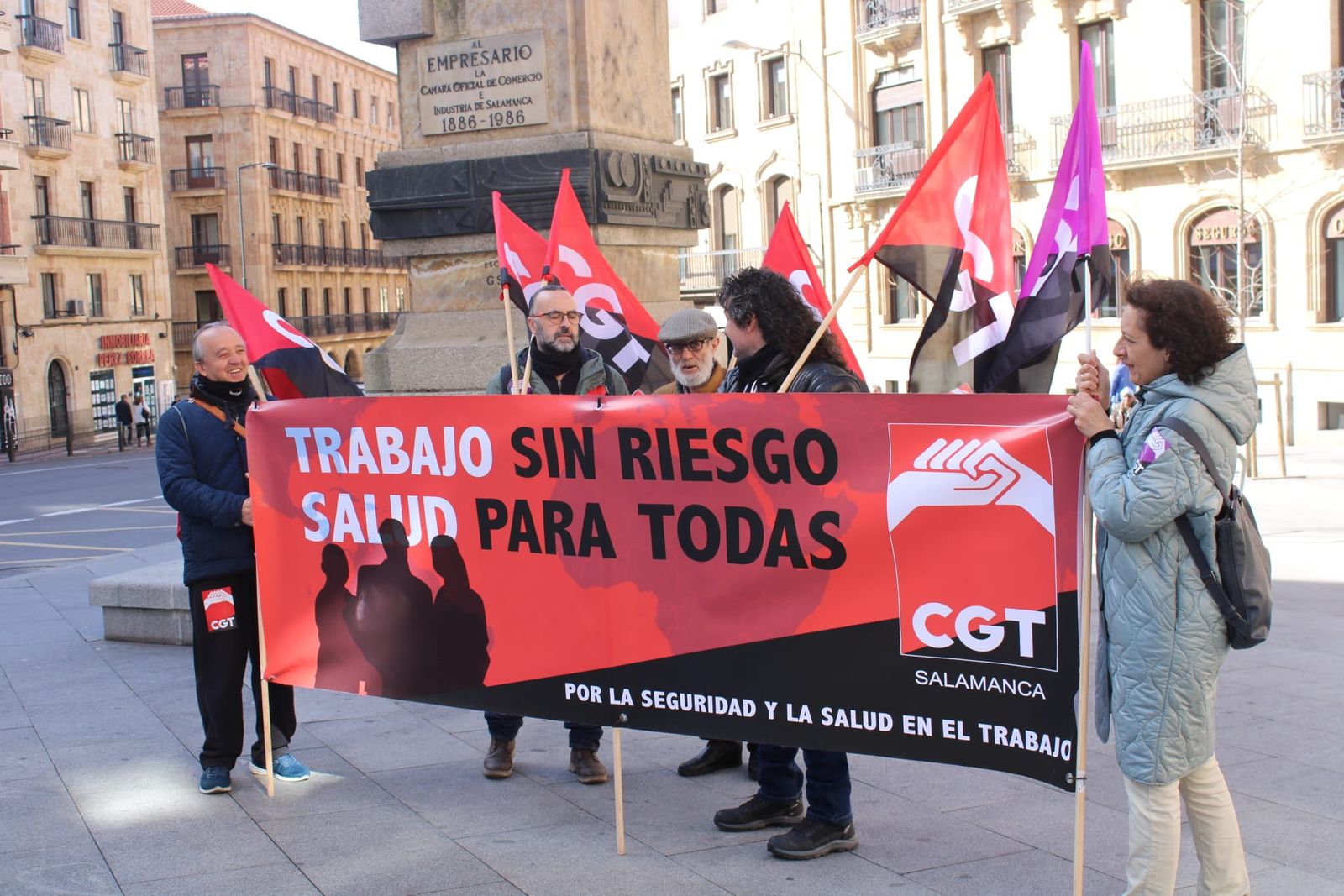 concentracion-reivindicativa-muerte-laboral-en-penaranda-9