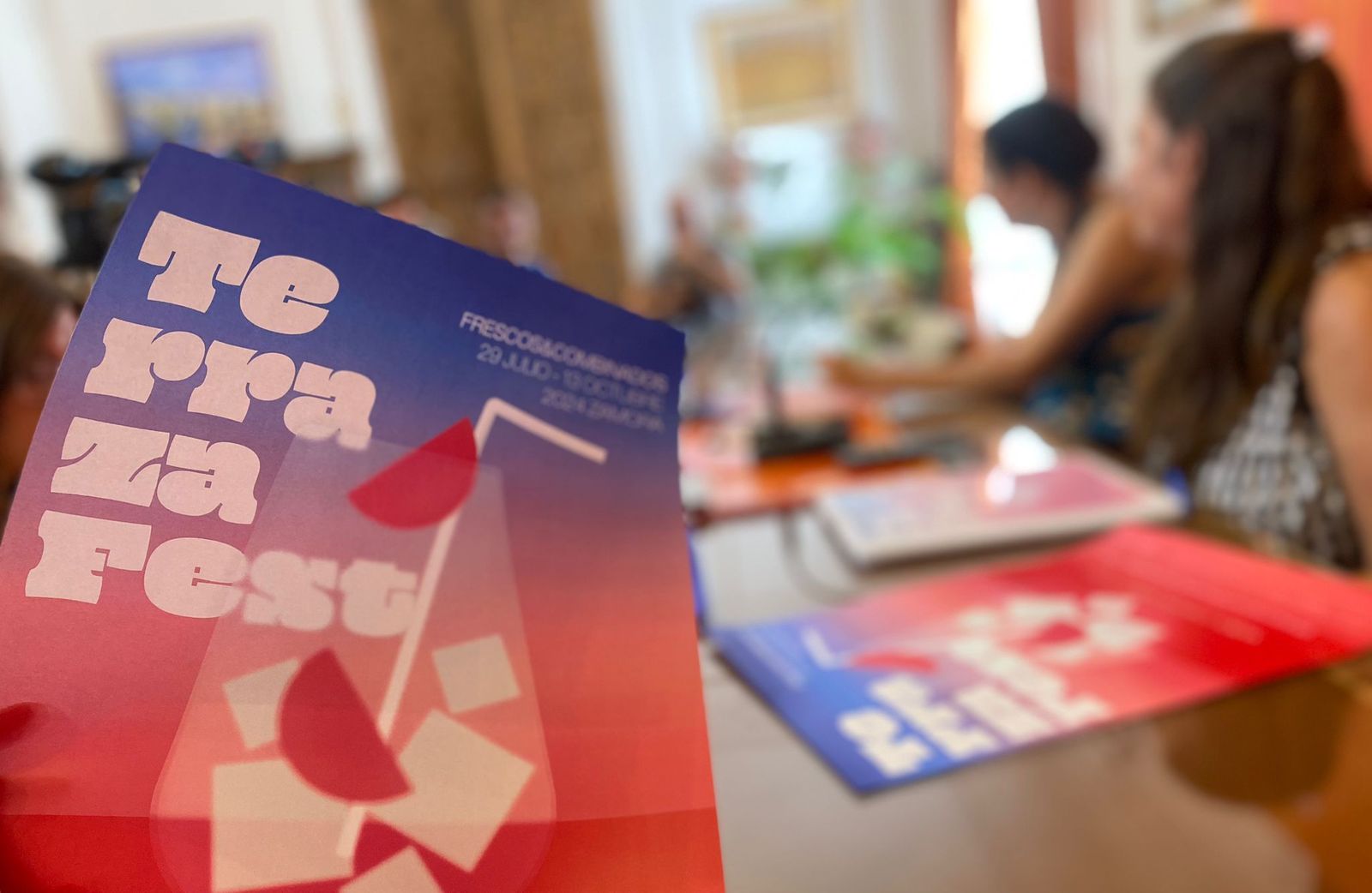 La música regresa a las terrazas de Zamora con limitación horaria. Festival 'Frescos y Combinados'.