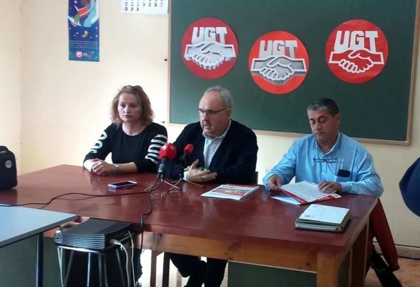 Los trabajadores de Photo Bull denuncian que llevan cinco meses sin cobrar