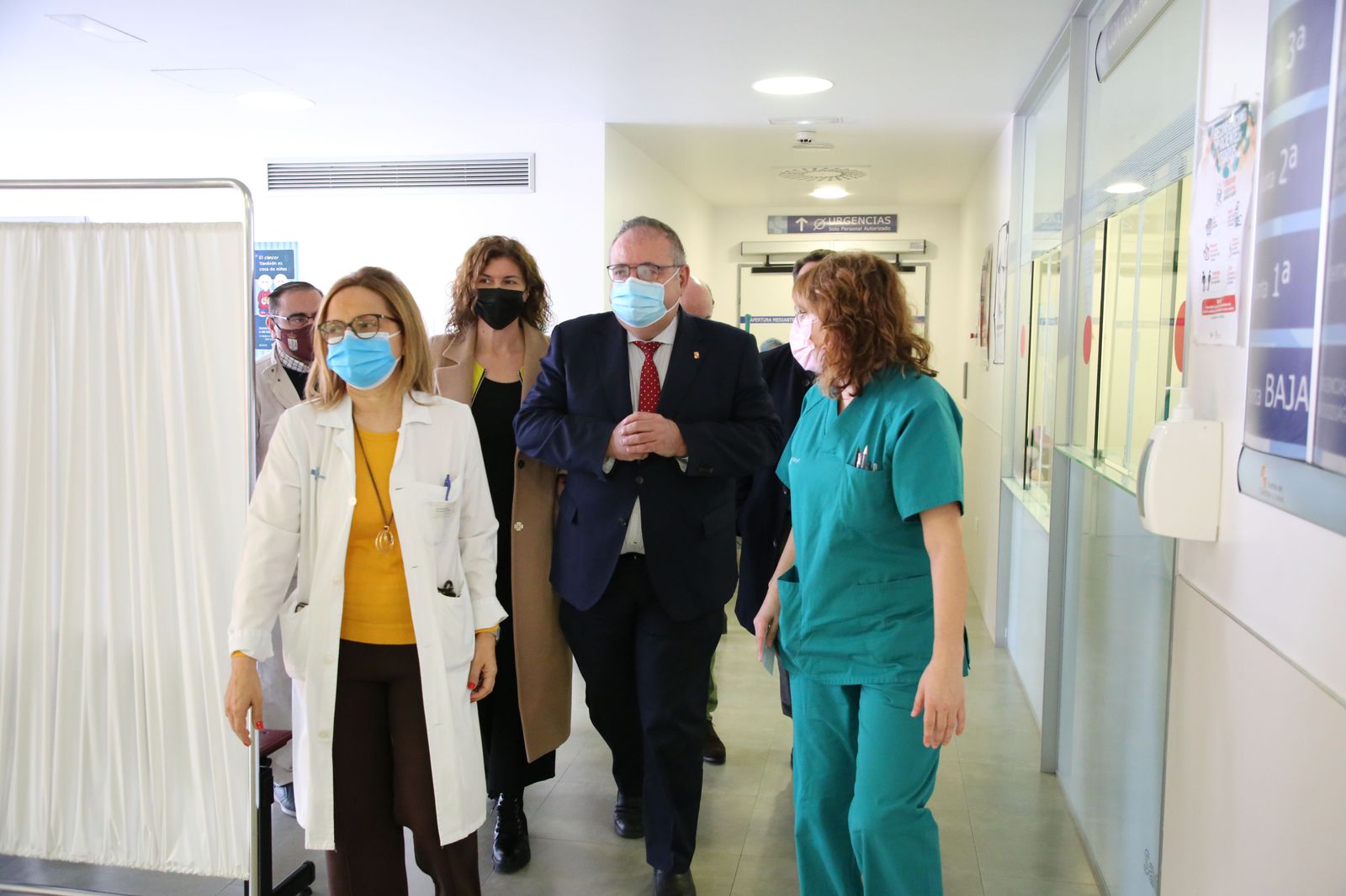 Visita de Alejandro Vázquez al hospital de Benavente Visita de Alejandro Vázquez al hospital de Benavente